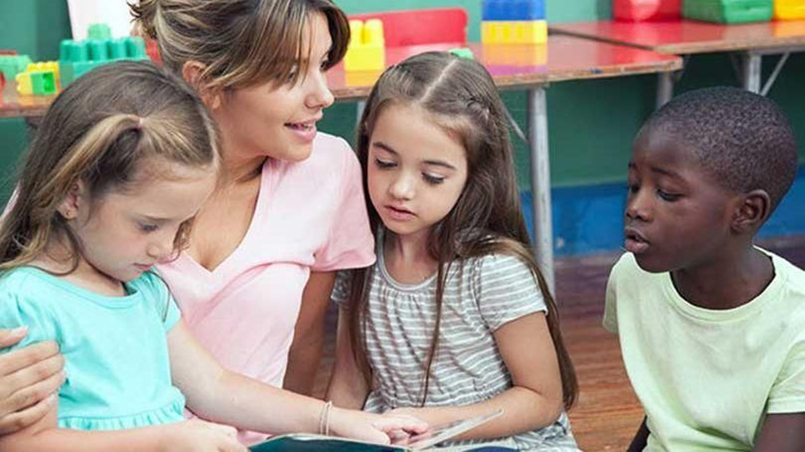 Las claves para trabajar con niños: vocación, formación y sueldo