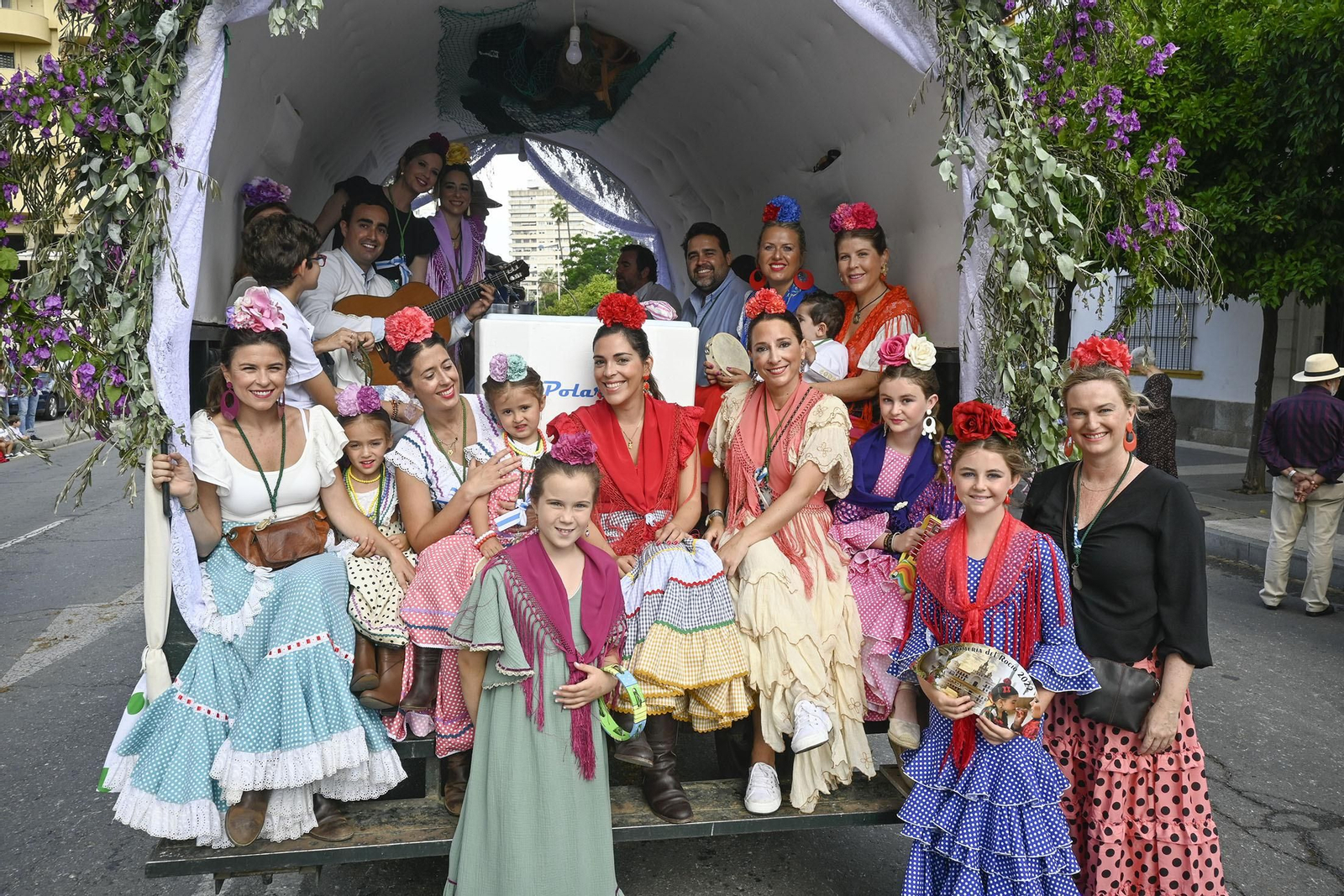 Todos los rocieros de la comitiva de la Hermandad de Huelva, en imágenes