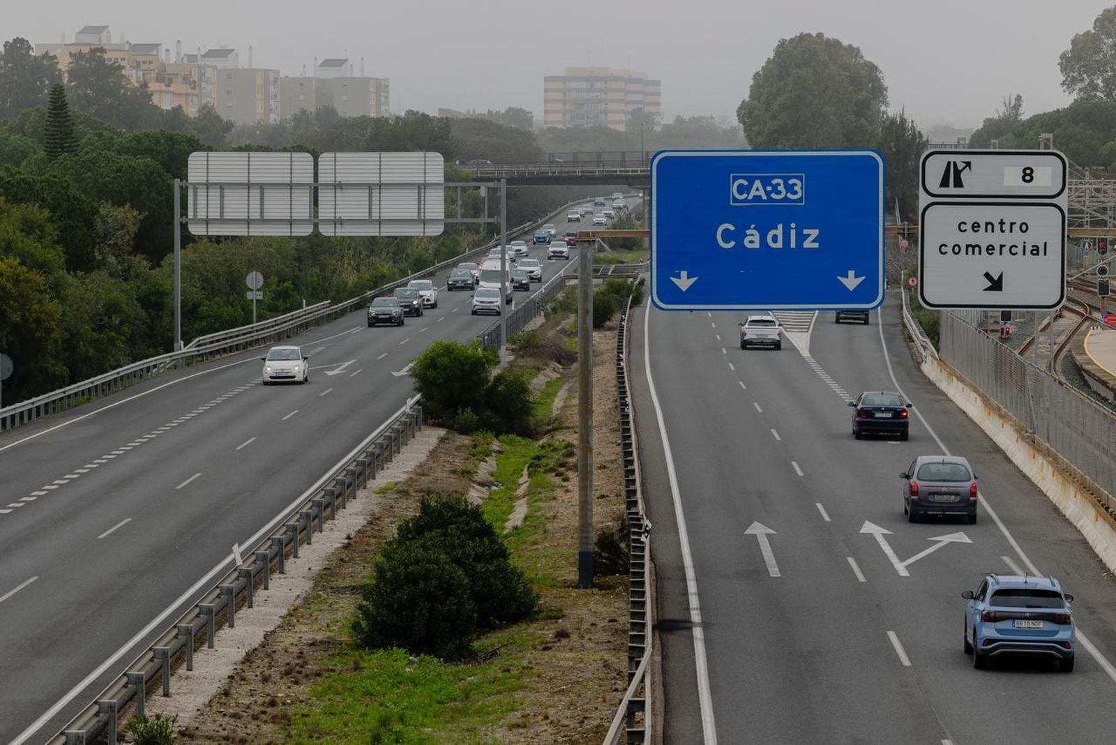 La autovía CA-33, a su paso por San Fernando en dirección a Cádiz.