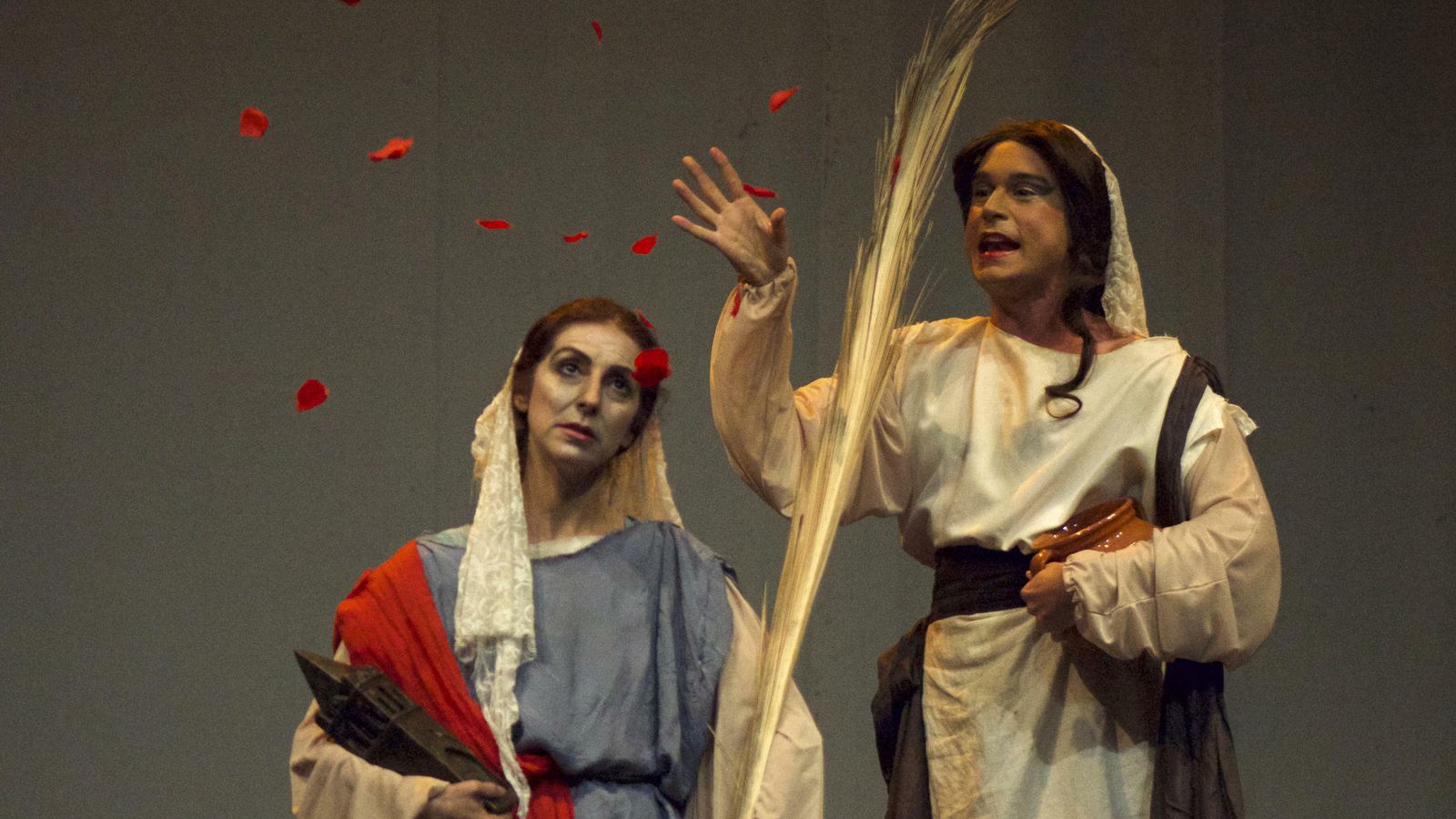 'En Sevilla hay que morí' es una comedia sobre Santa Justa y Rufina.
