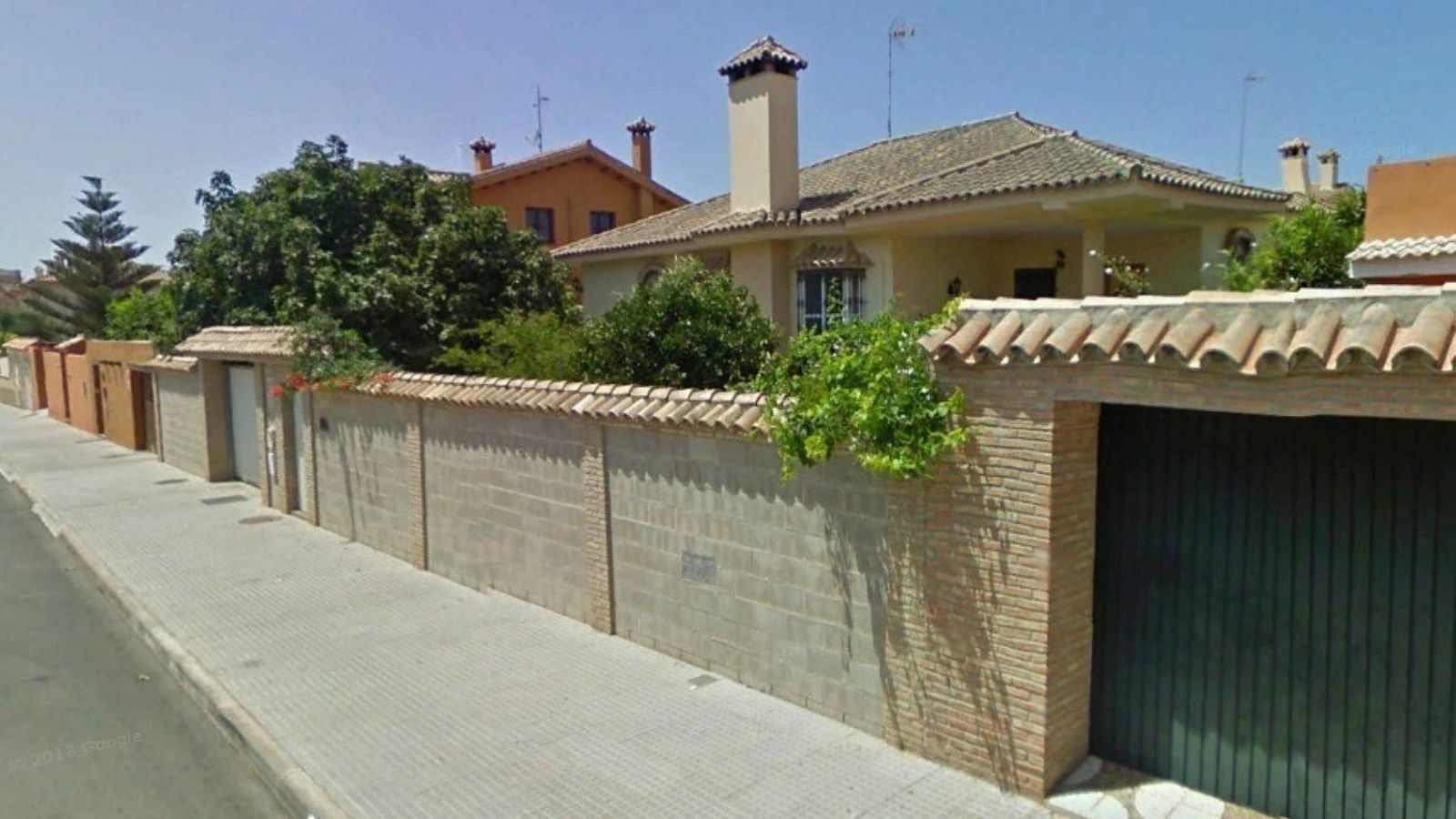 Chalet ubicado en la carretera de Camposoto