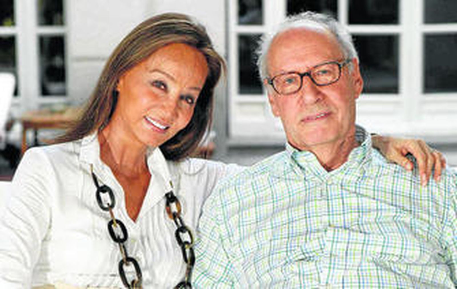 Último posado de la pareja, al cumplir sus bodas de plata en enero de 2013.