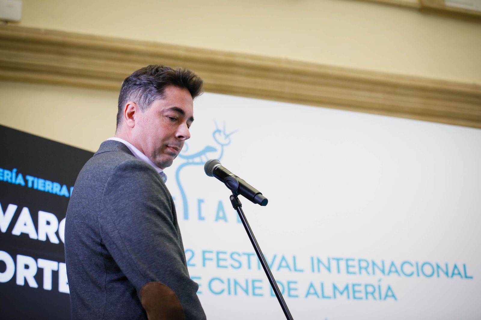 Imágenes en el paseo de la fama de Álvaro Morte