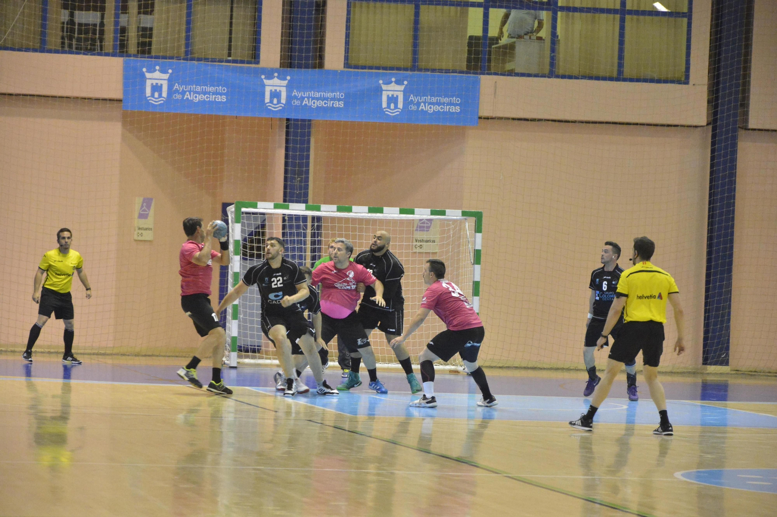 Las imágenes del Colomer Dental-Cobisa