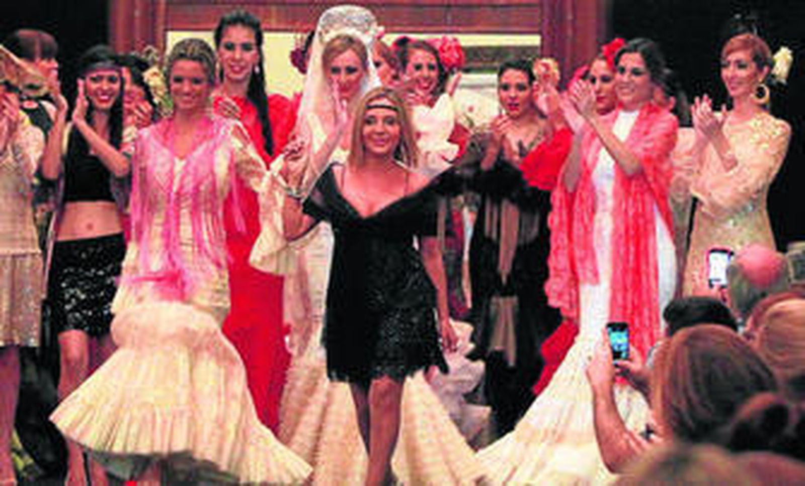 La diseñadora Rocío Trastillino presentó en octubre, en Ciudad de Panamá (Panamá), su colección Aires de España.