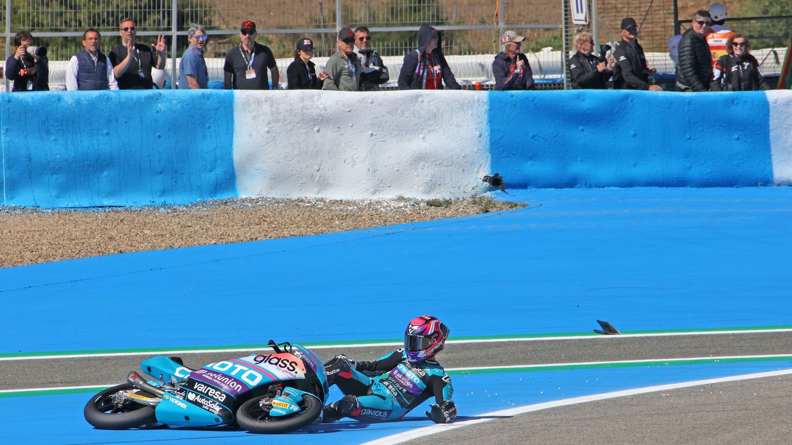 Imágenes de las caídas en las carreras del GP España en Jerez