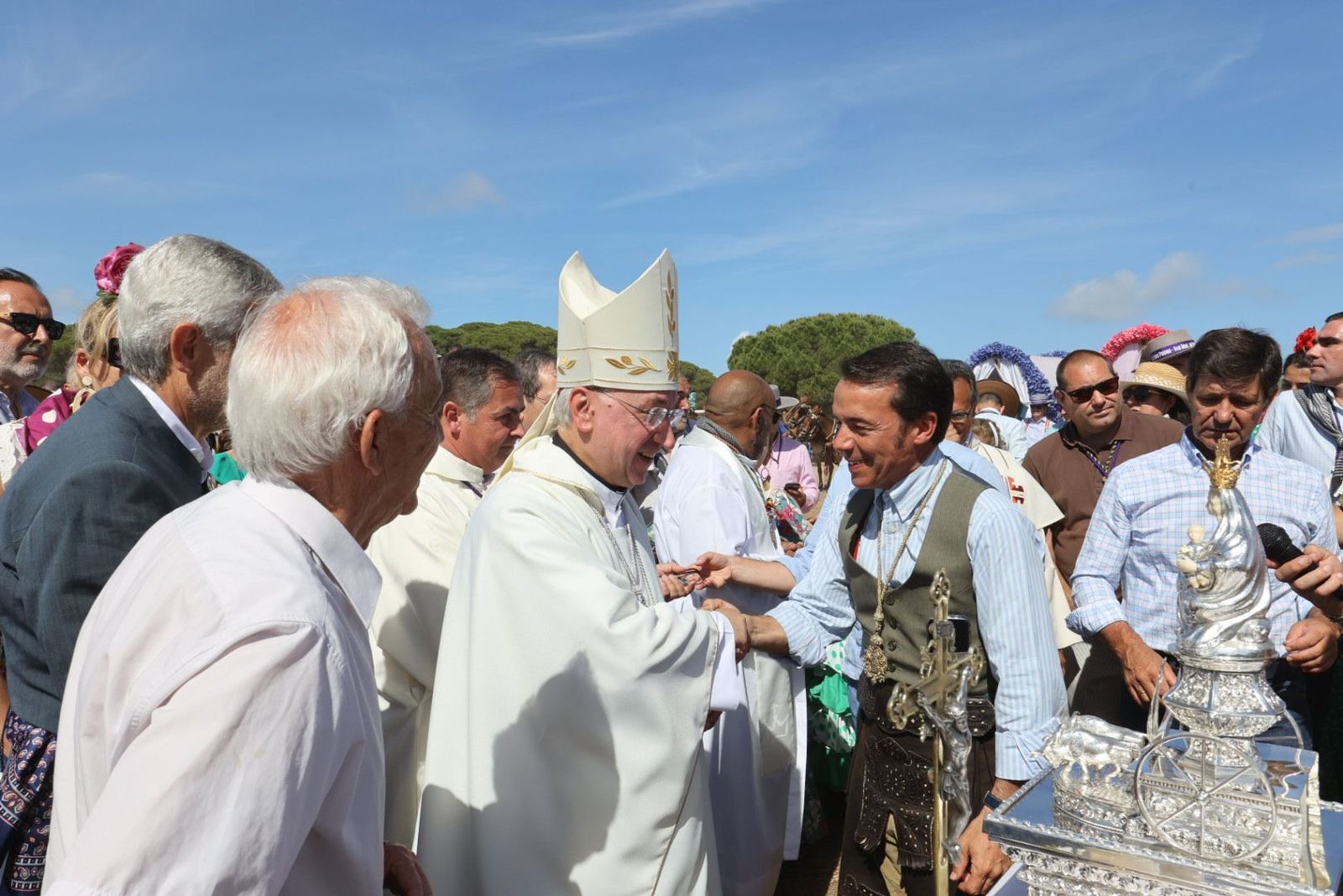 Misa de romeros de las hermandades de Jerez y El Puerto en Marismillas