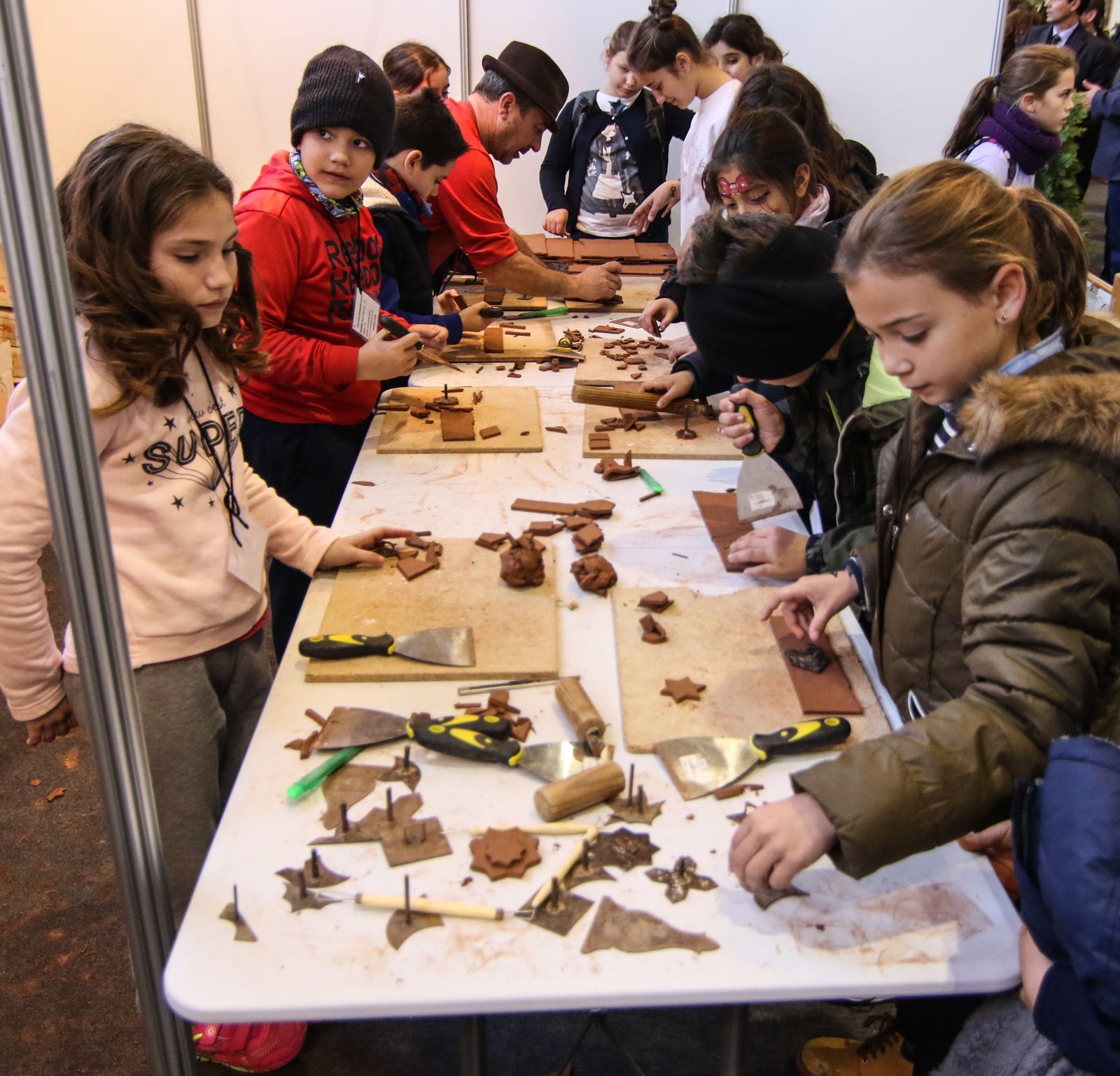 Los distintos centros cívicos de los Distritos acogen a los pequeños esta Navidad.