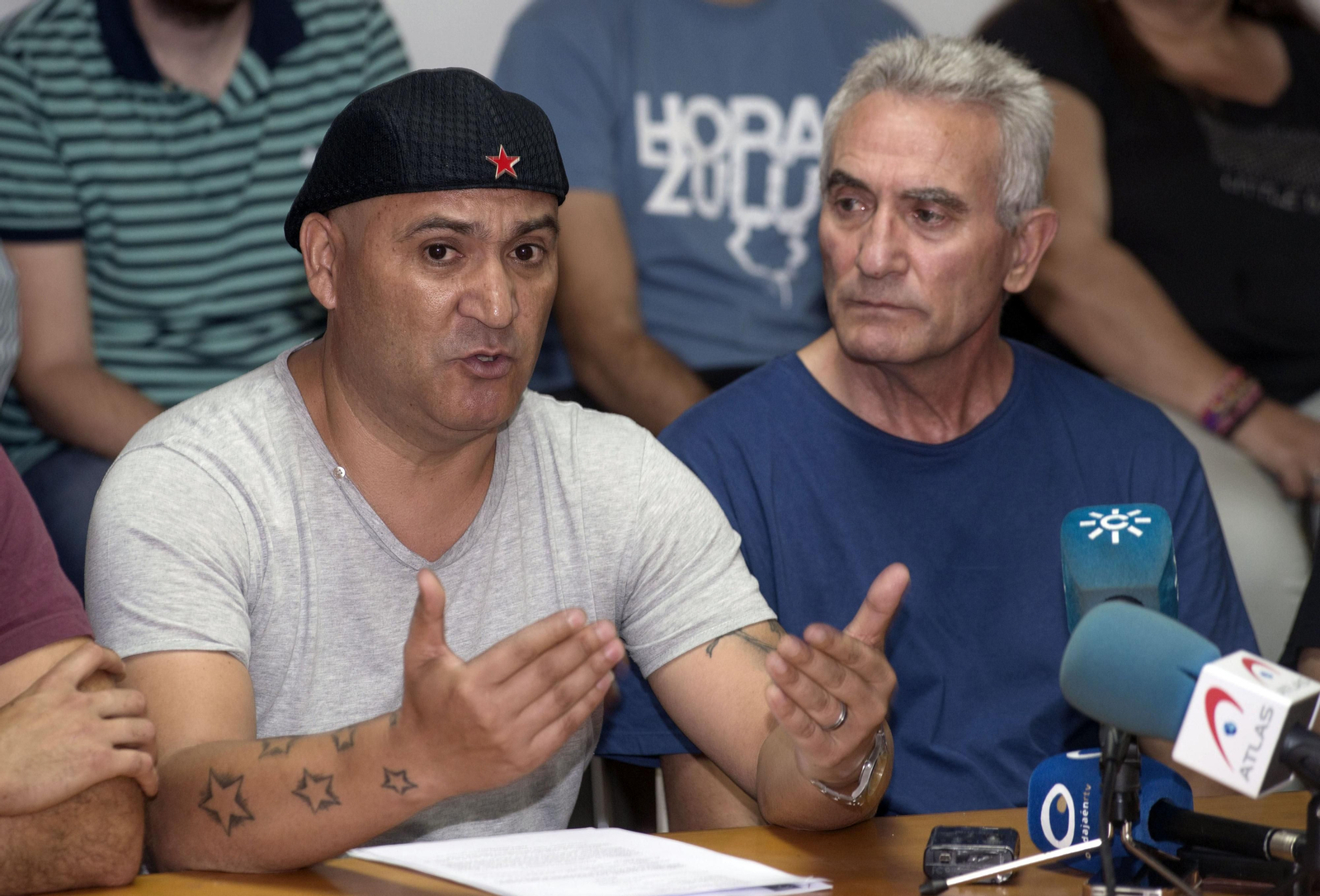 Bódalo, con Cañamero, tras salir de la cárcel. Bódalo, con Cañamero, tras salir de la cárcel.