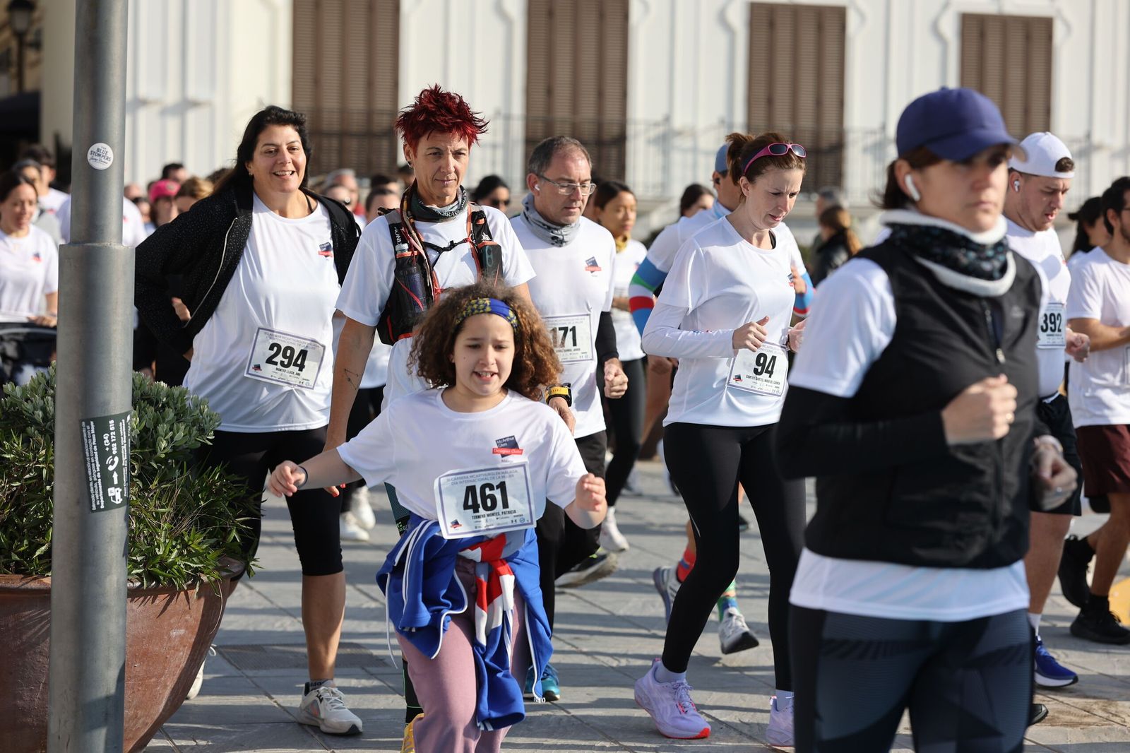La Carrera Solidaria por el Día de la Mujer McArthurGlen, en fotos