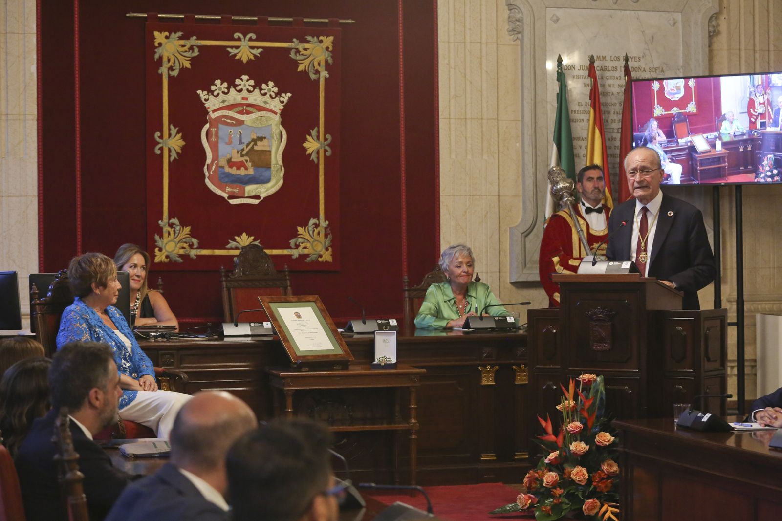 Homenaje a Celia Villalobos en el Ayuntamiento de Málaga (fotos)