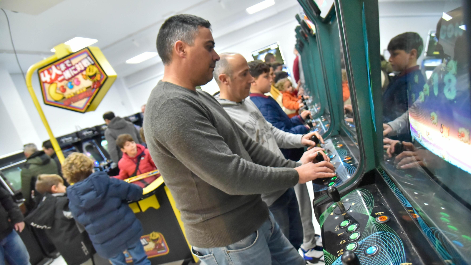 Las fotos del Salón Arcade en San Roque