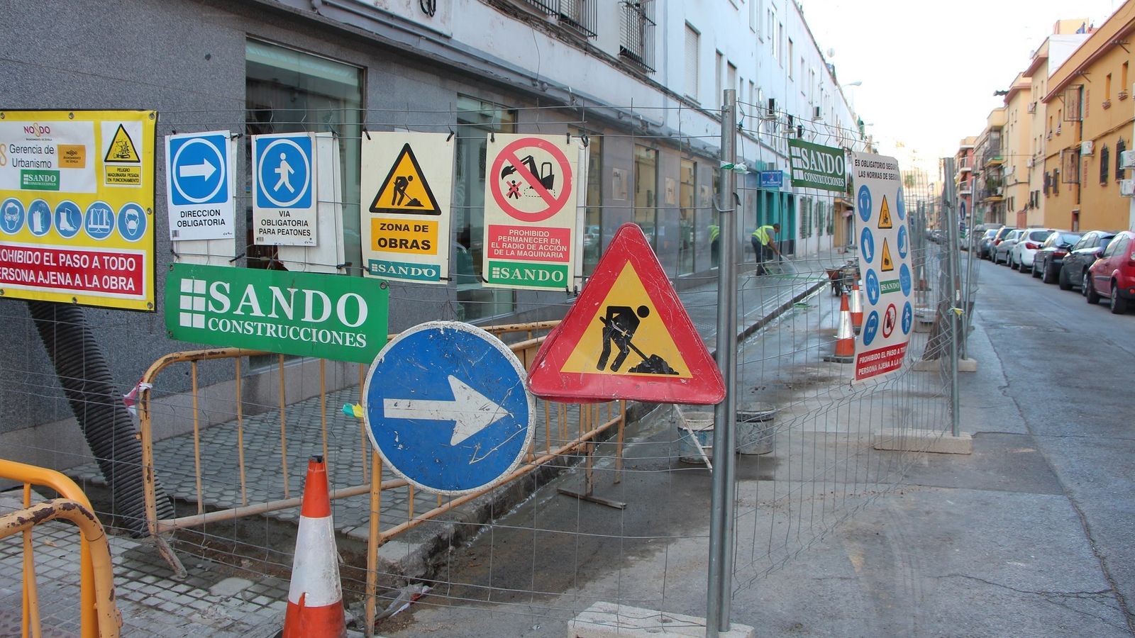 Obras en la calle Salado.