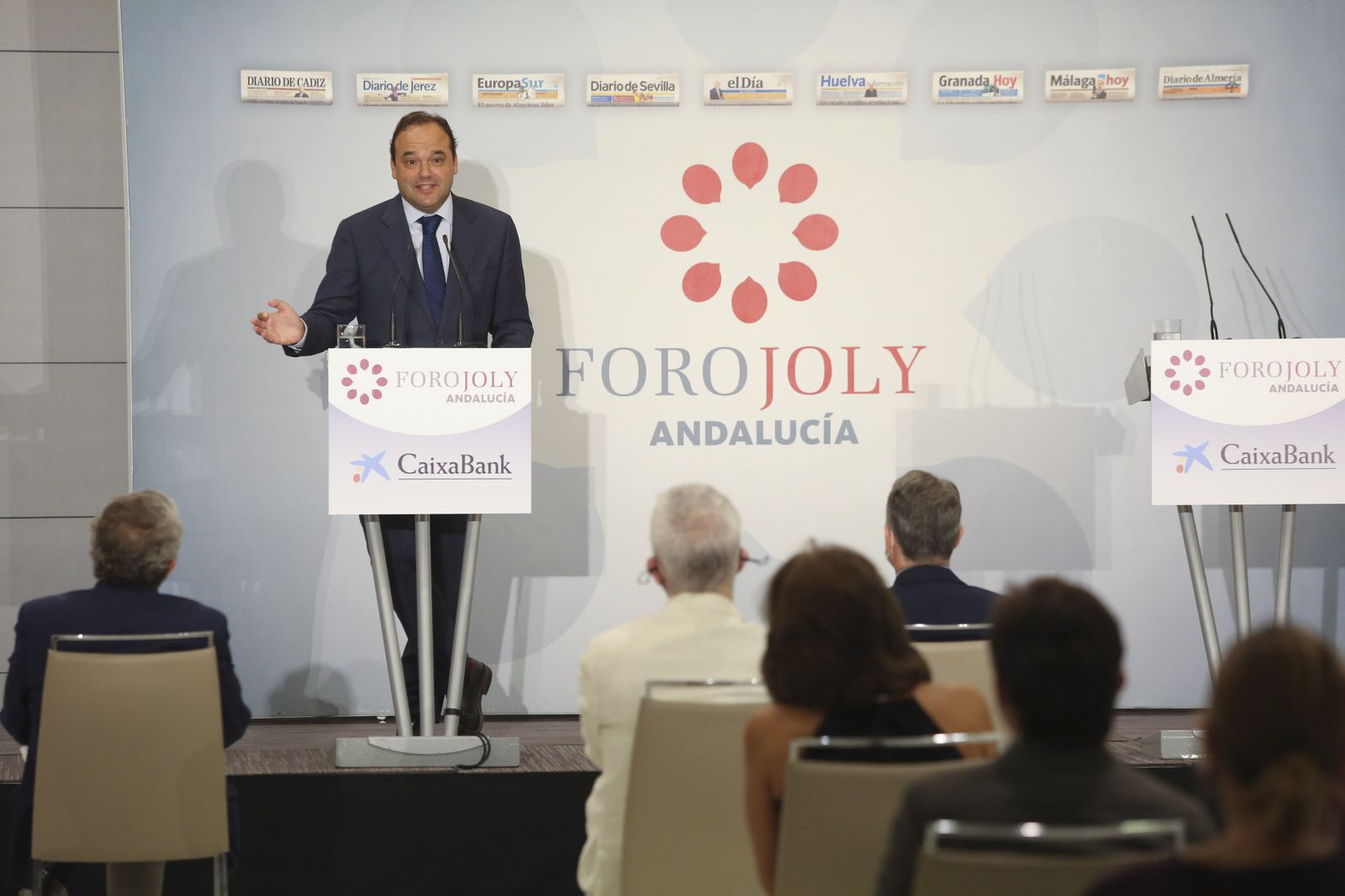 Fotos del Foro Joly con el economista José Carlos Díez