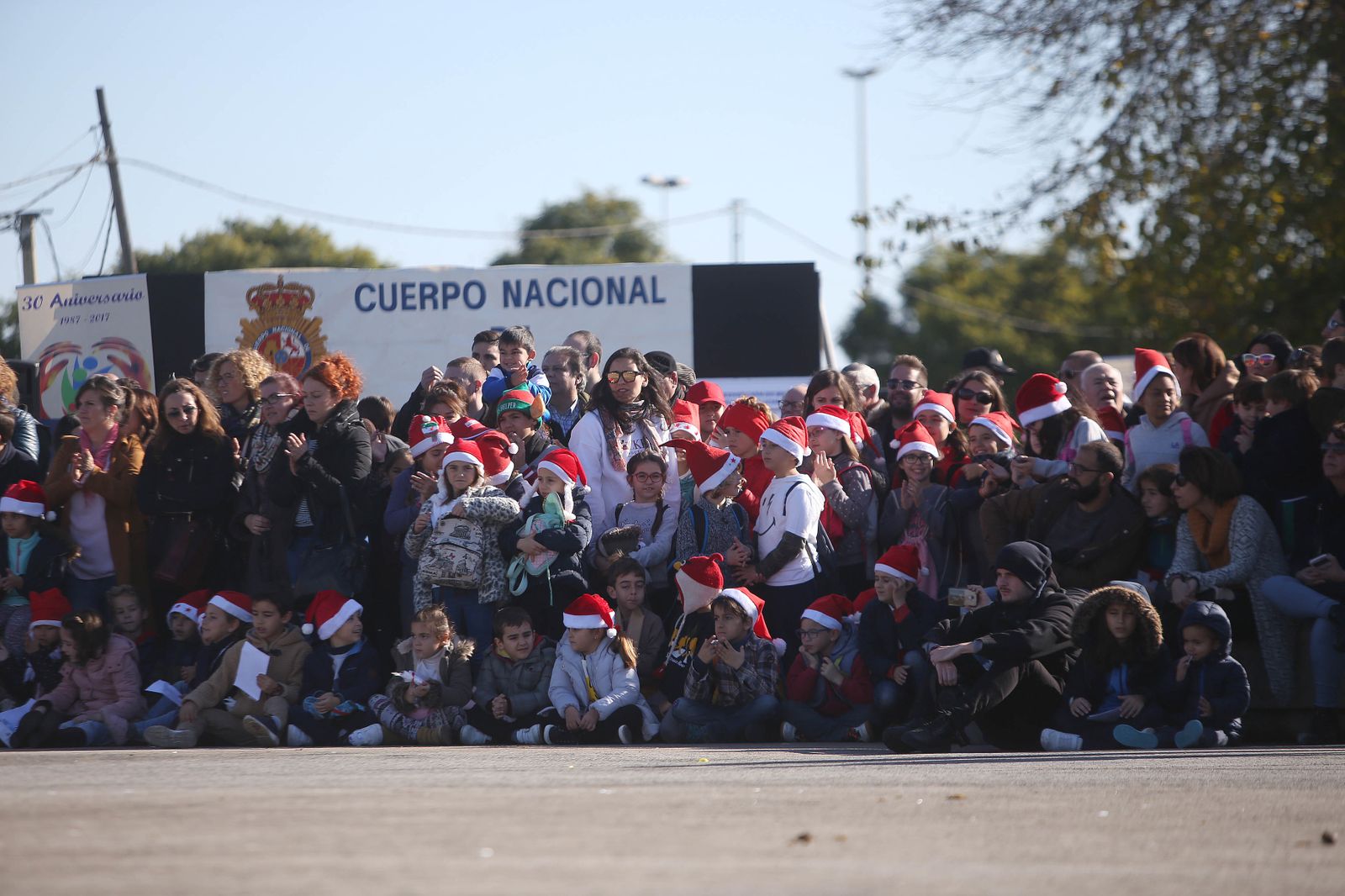 Exhibición policial por la campaña de Reyes Magos