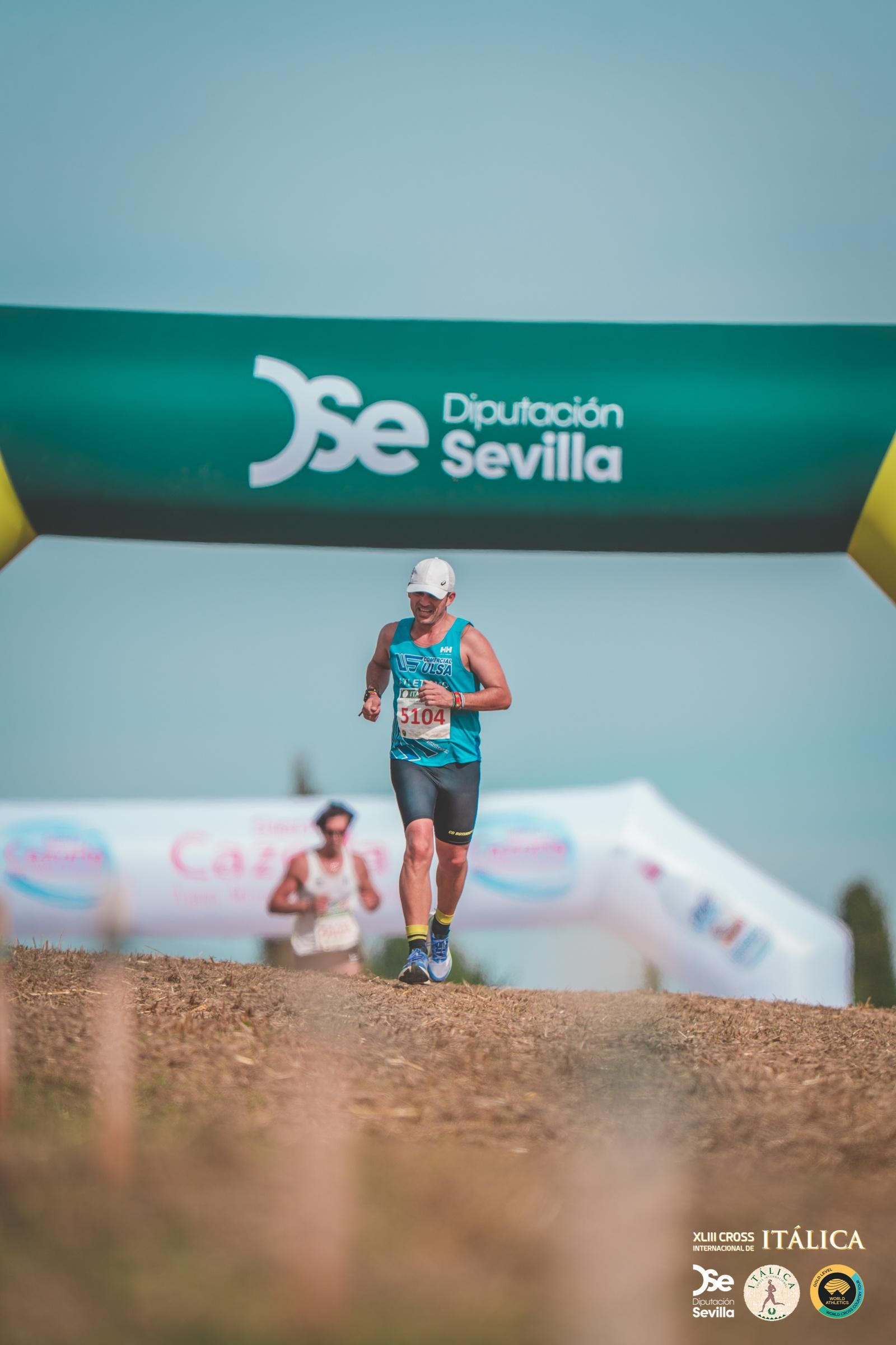 Búscate en las fotos del Cross de Itálica 2025 | 12