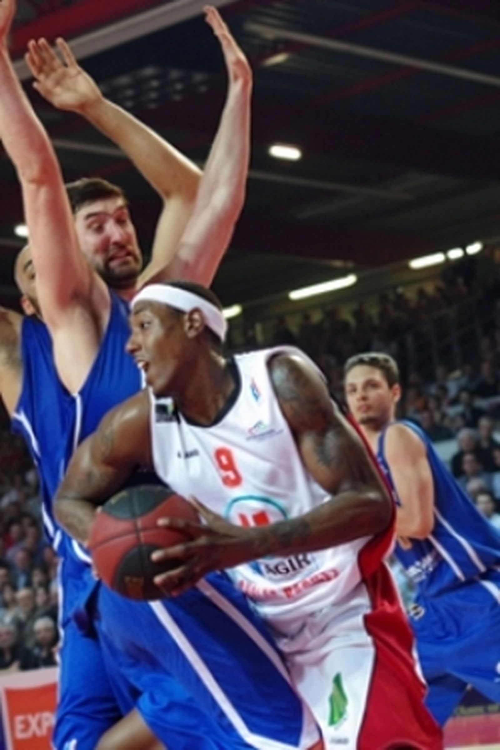 Robert Dozier reforzará el juego interior