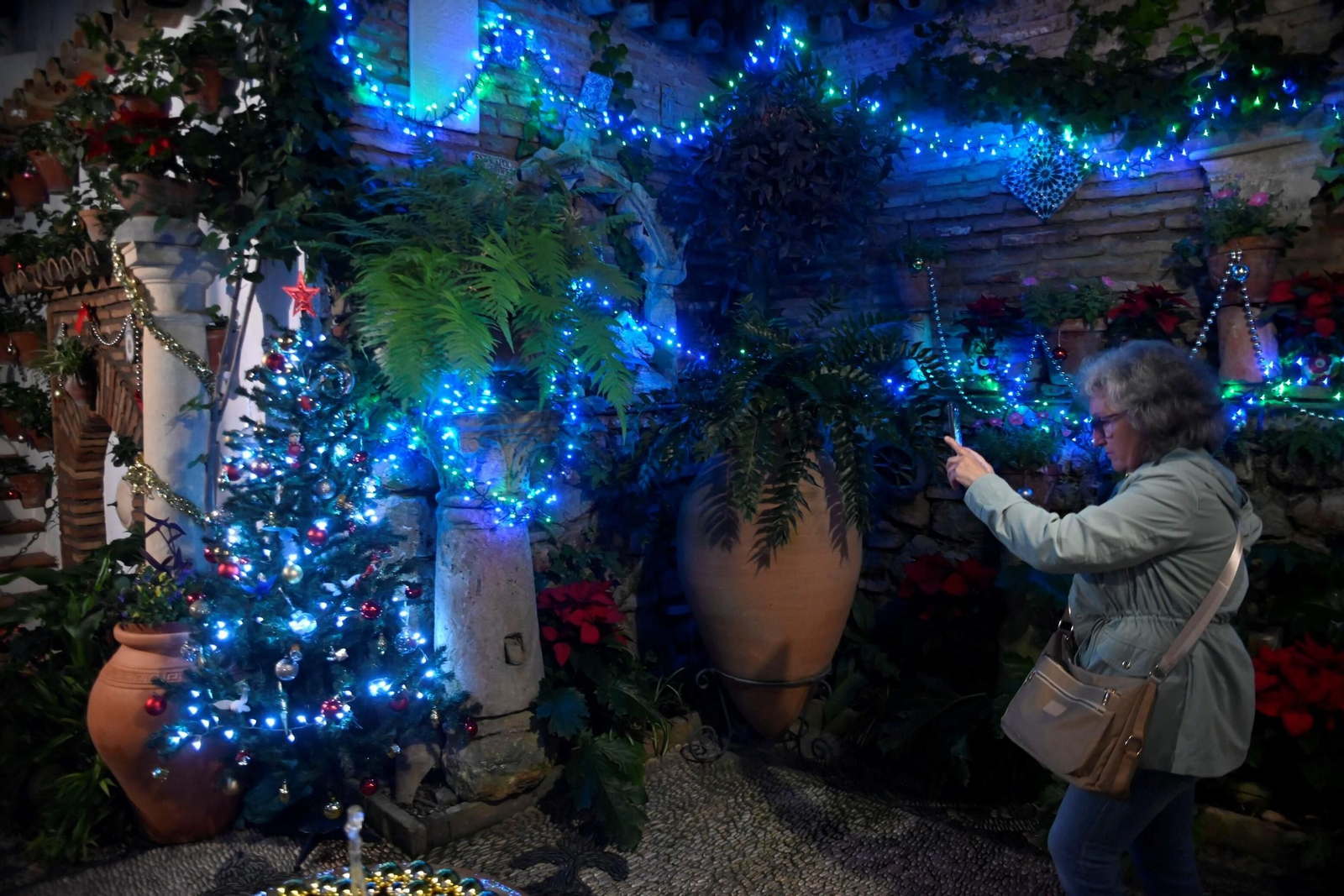 Los Patios de Córdoba se visten de gala por Navidad