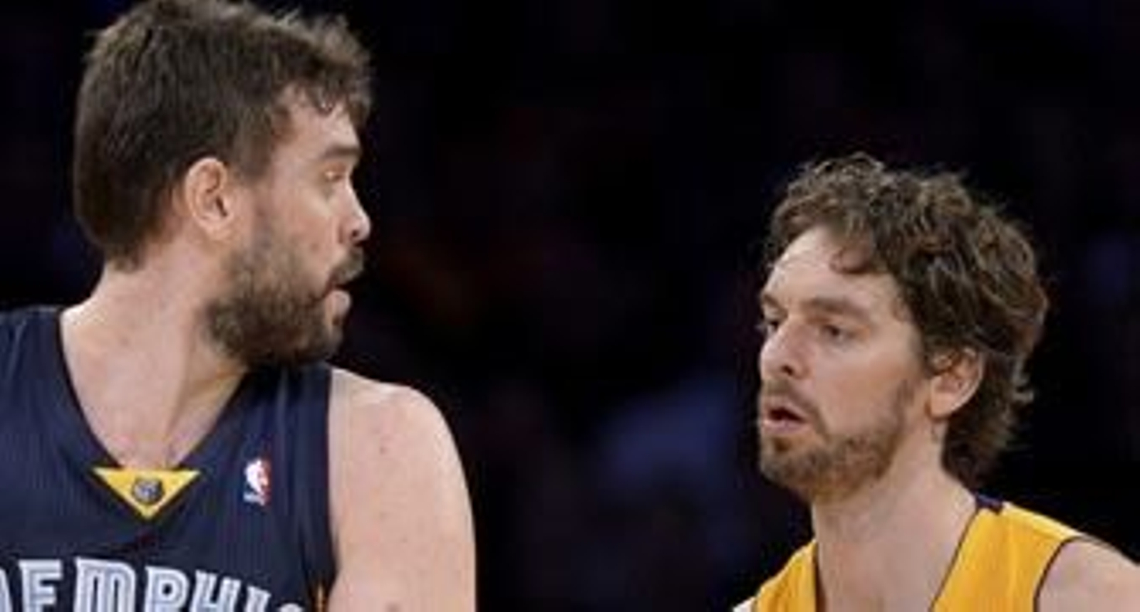 Los Gasol se querellan contra sus ex representantes por "apropiación indebida"