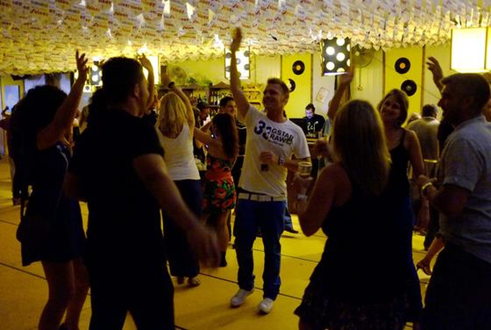 Ambiente en la jornada de apertura de la feria de la isla

Foto: Elias Pimentel