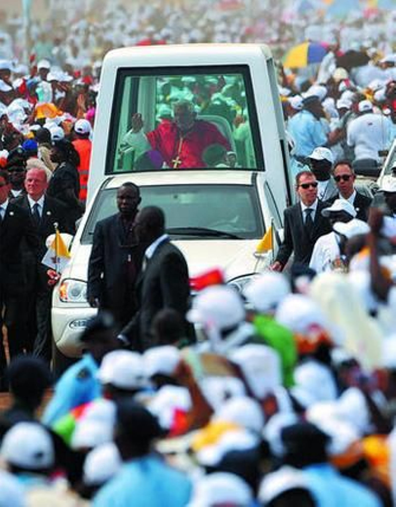 Un millón de fieles en Angola