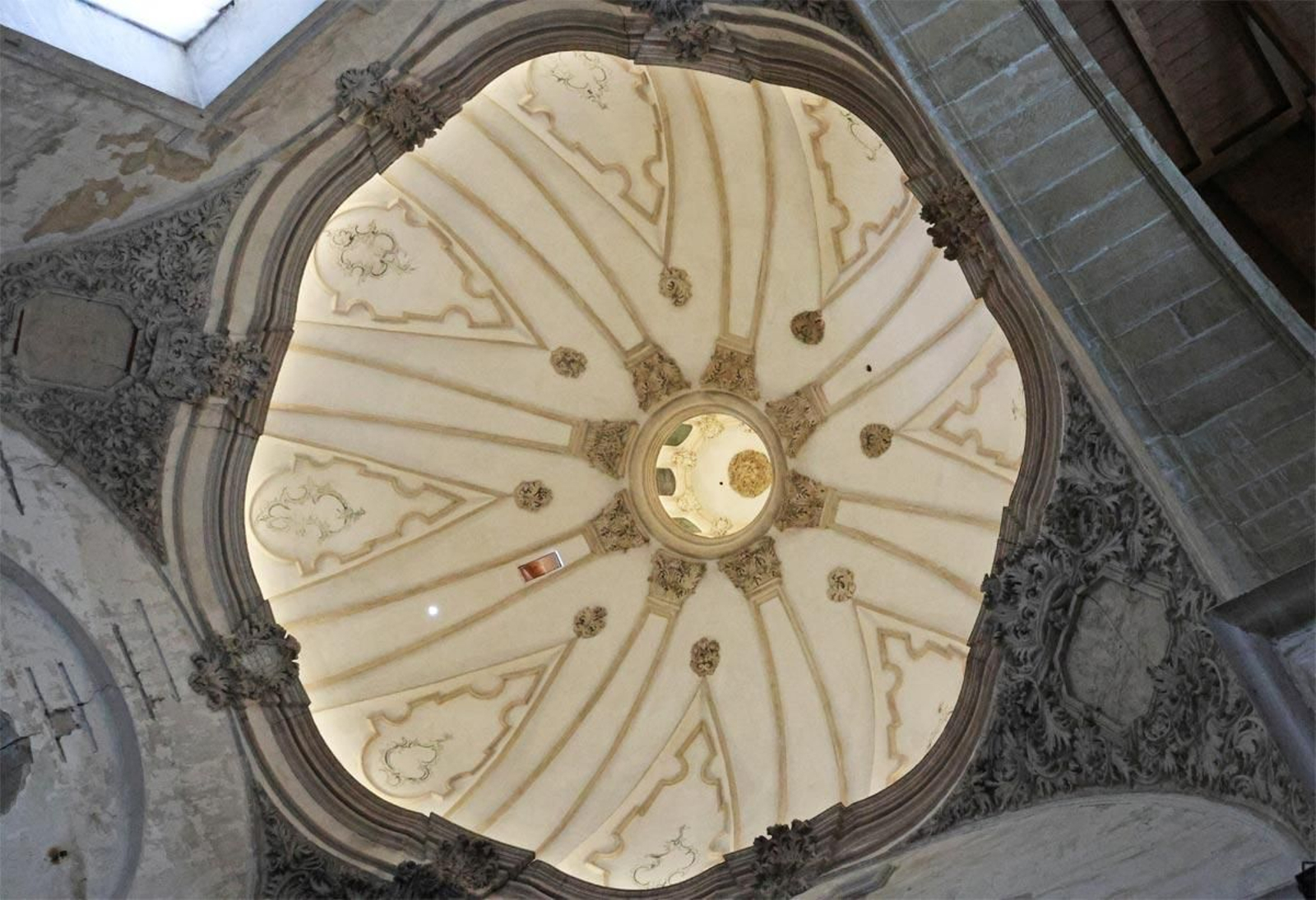 Restauracion de la cúpula de la Iglesia de San Lorenzo de Úbeda.