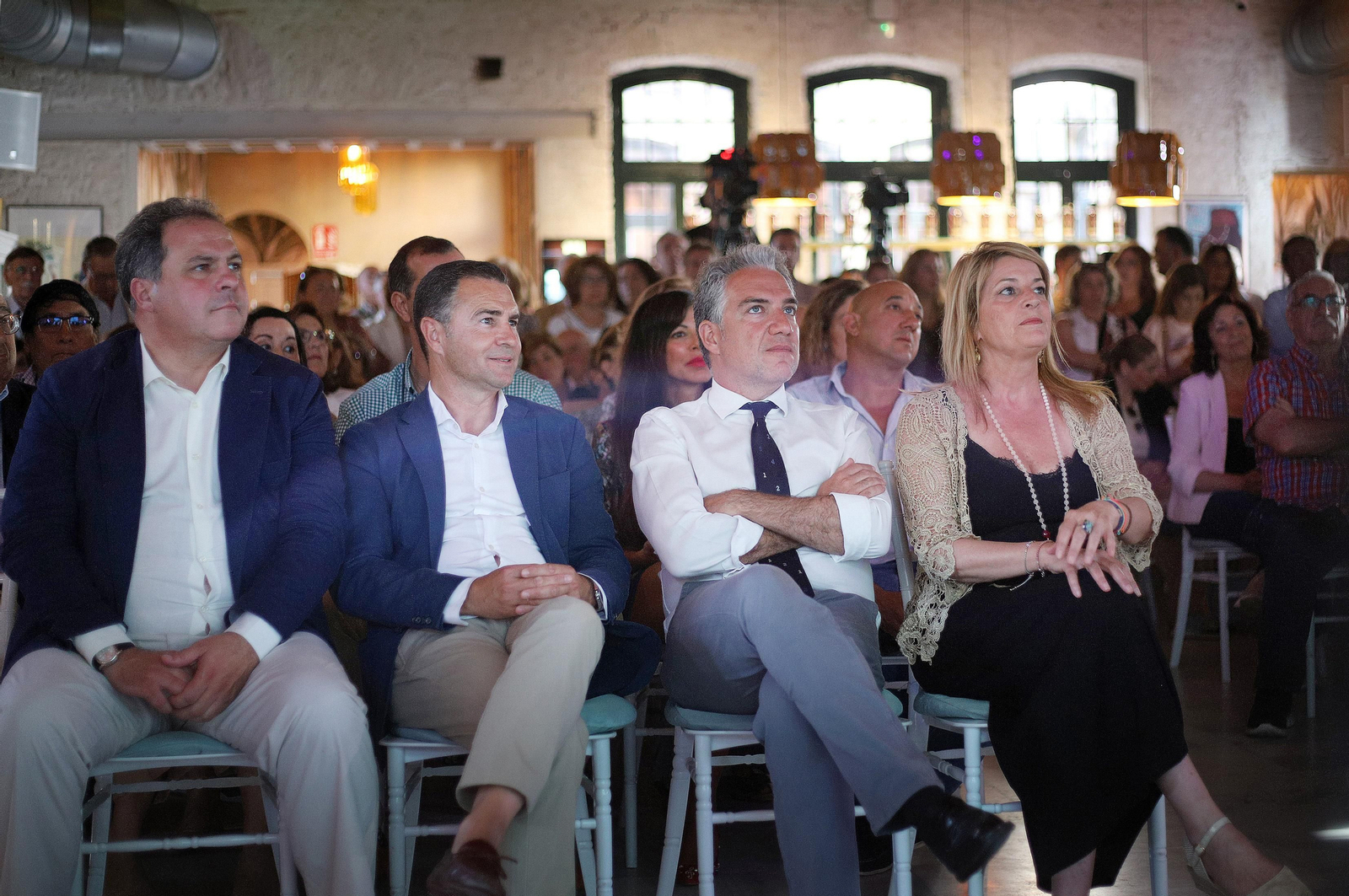 Imágenes del acto de la candidata Pilar Miranda acompañada por Elías Bendodo