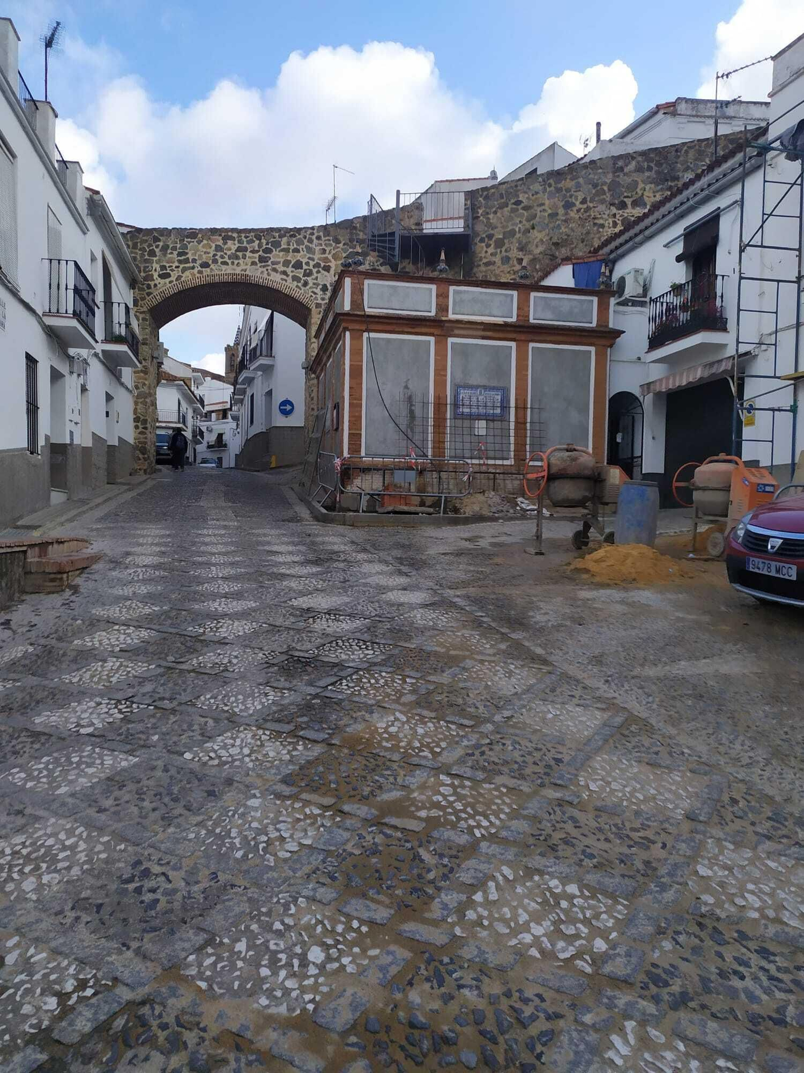 Las obras de la Fuente de los Nueve Caños.