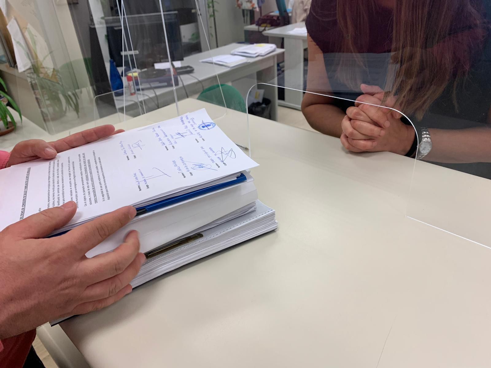 Las firmas, en el momento de ser registradas ante la Consejería de Salud.