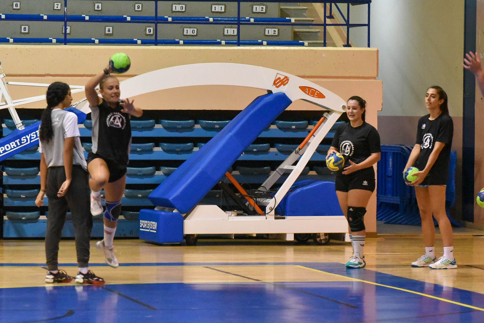 Las fotos del entrenamiento del BM Ciudad de Algeciras femenino