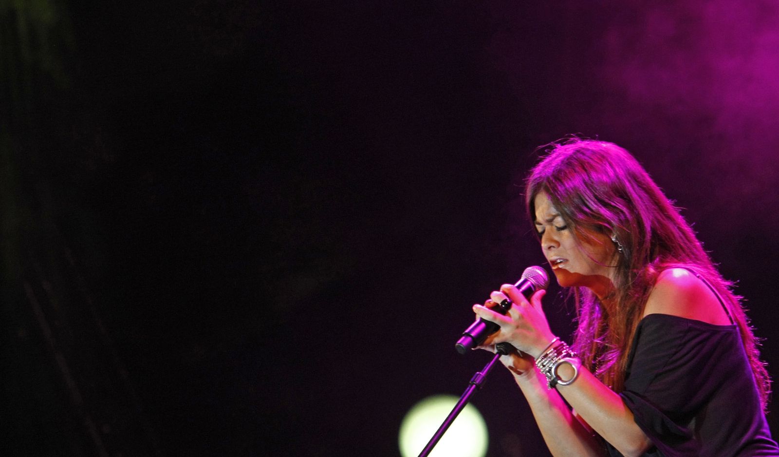 Vanesa Martín durante un concierto.