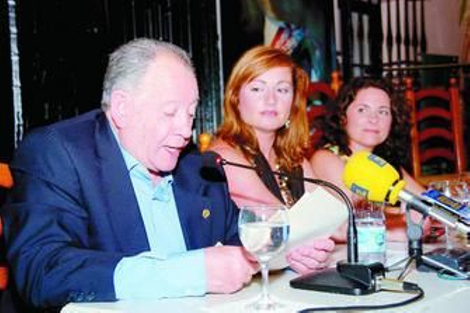 Juan de la Plata, junto a Olga de la Pascua y Aída Rodríguez. Juan de la Plata, junto a Olga de la Pascua y Aída Rodríguez.
