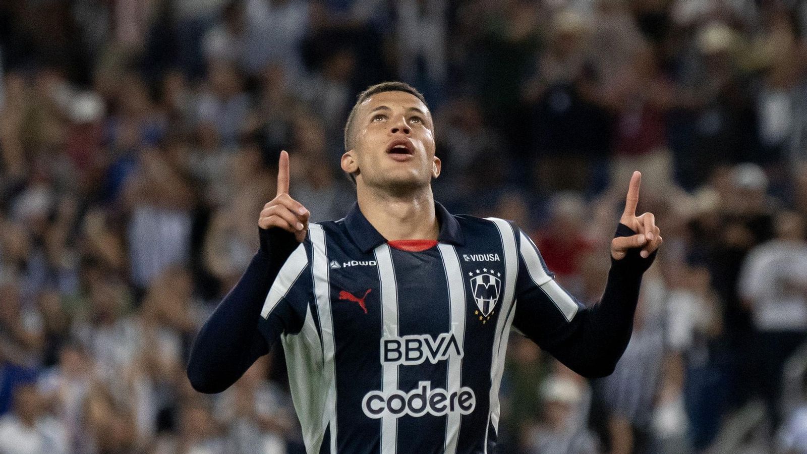 Nelson Deossa celebra un gol con la camiseta del Monterrey en un encuentro ante el Guadalajara del torneo Clausura 2025. Nelson Deossa celebra un gol con la camiseta del Monterrey en un encuentro ante el Guadalajara del torneo Clausura 2025.