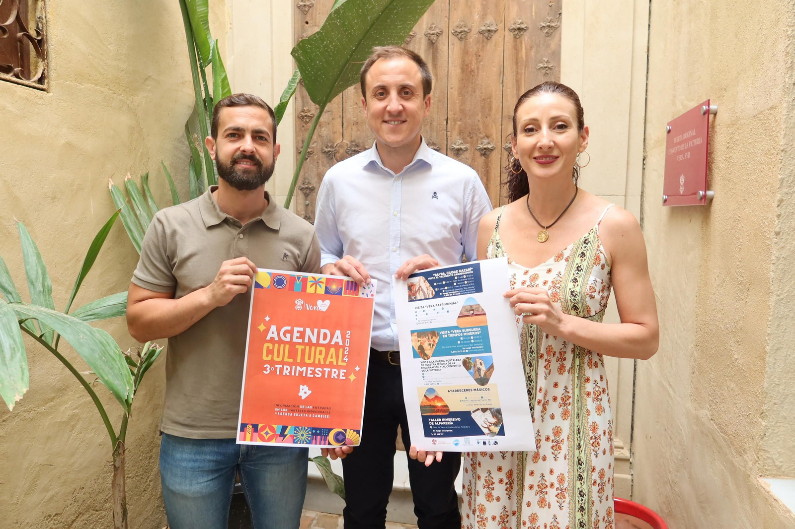 Presentación de la Agenda Cultural y el Programa Visitas Guiadas y Turísticas para este verano en Vera