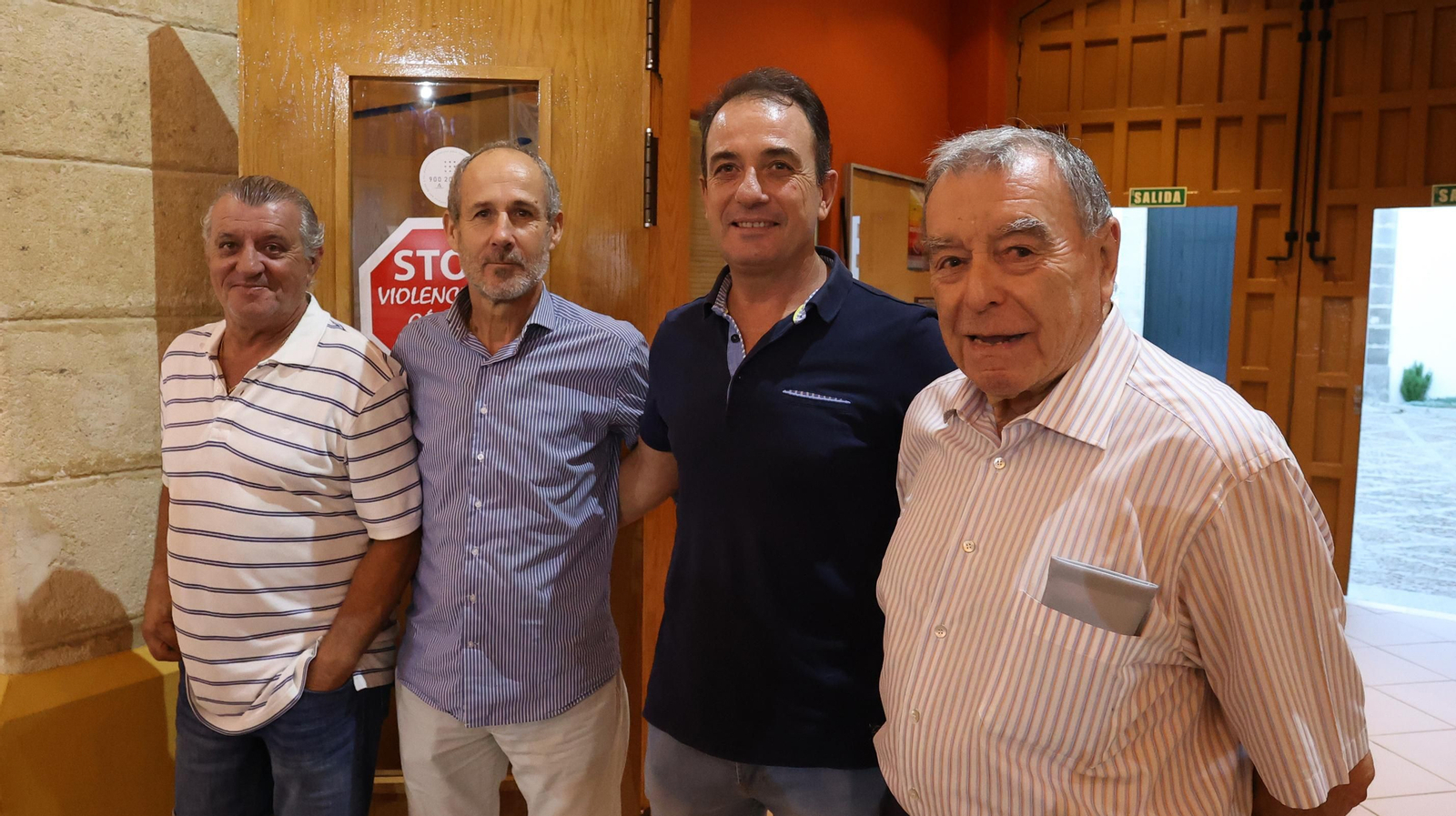 Inauguración de la exposición por el  75 aniversario del Xerez CD