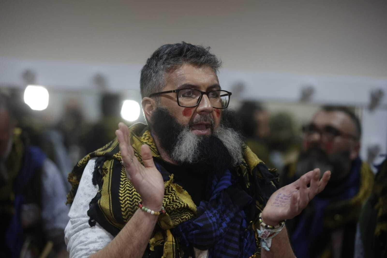 Chirigota 'Frente talibán de la república irreverente de Kadikadistán'