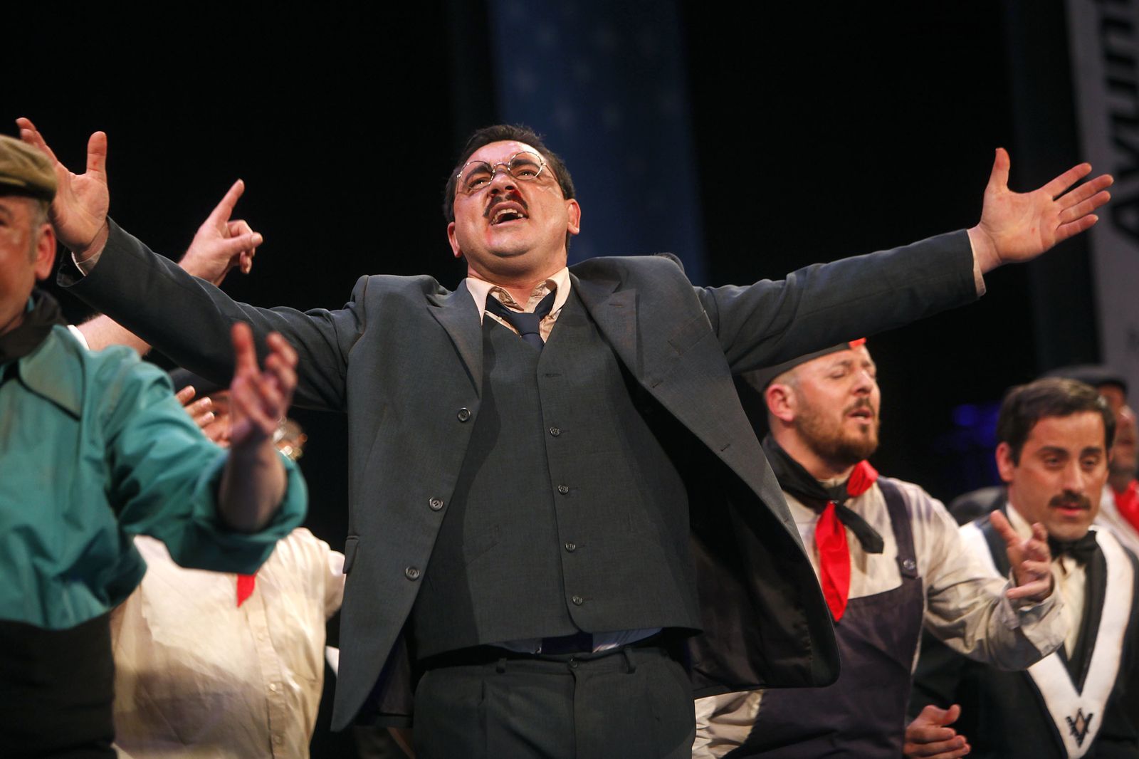 Las imágenes de la vigésima función clasificatoria