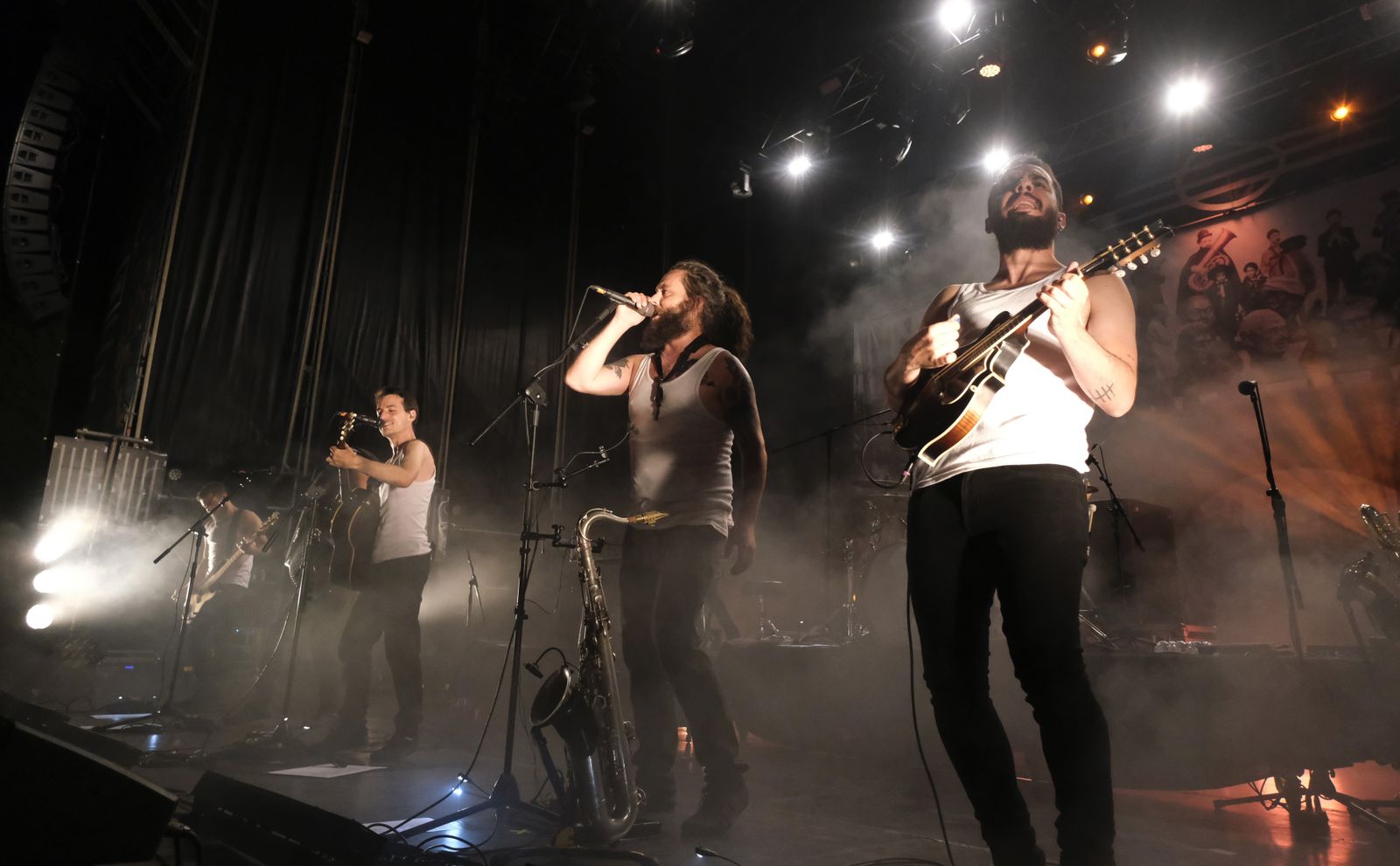 El concierto de La M.O.D.A. en el Festival de la Guitarra de Córdoba, en imágenes