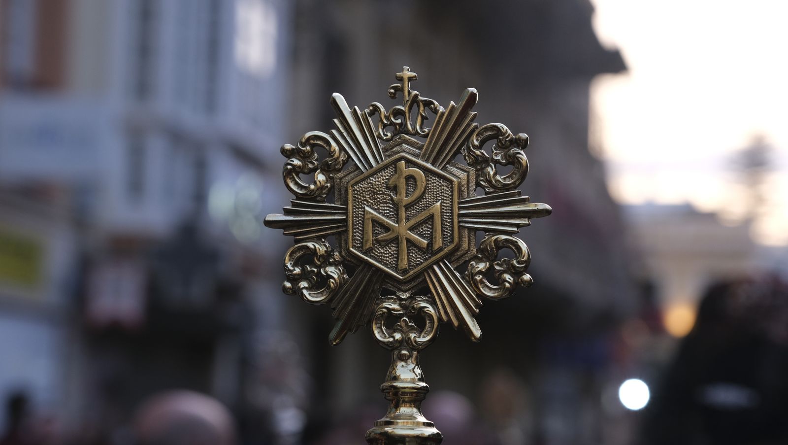 Procesión del Santo Entierro en Almería, en imágenes.
