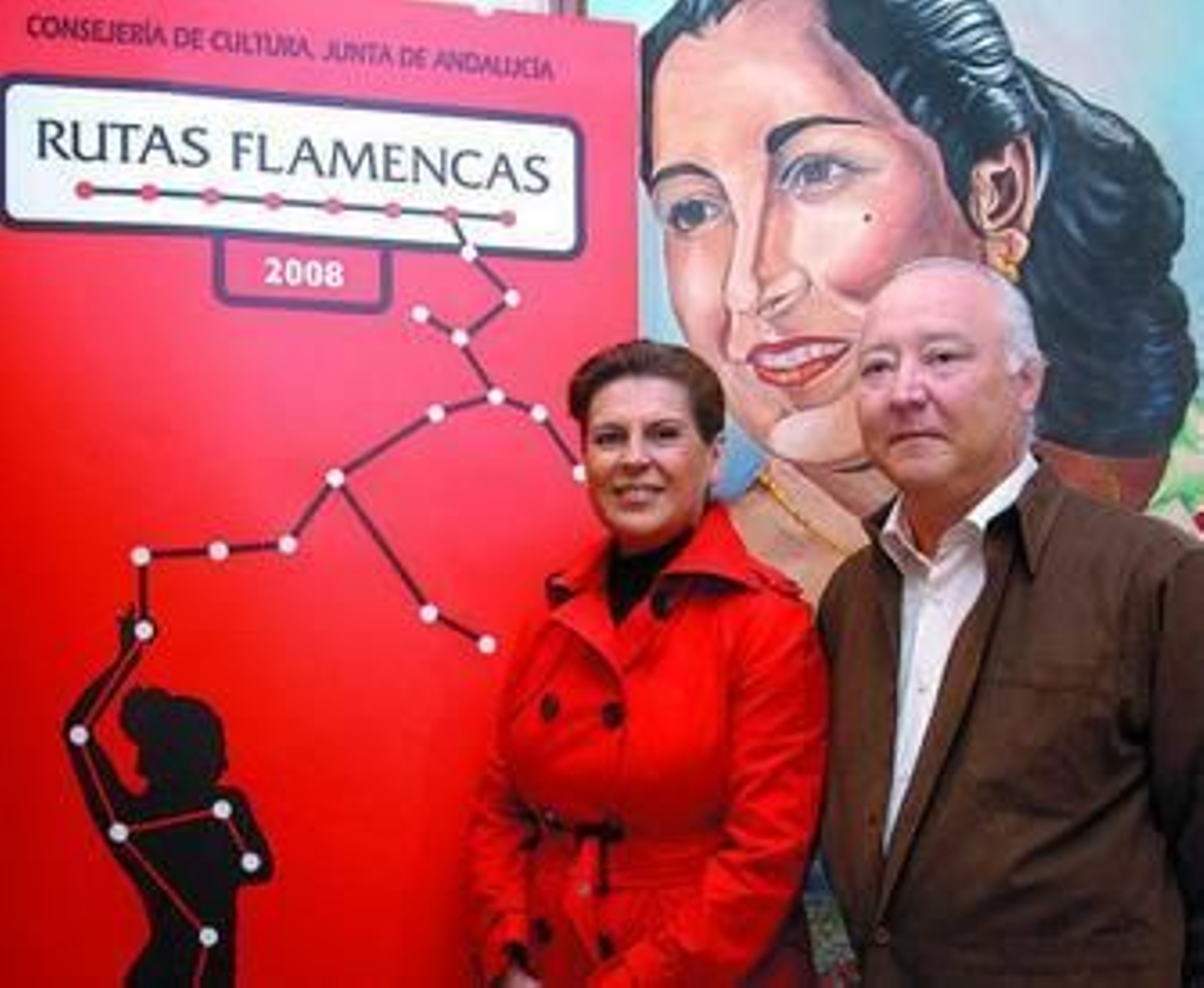 La consejera de Cultura, Rosa Torres, junto con el presidente de la peña La Perla de Cádiz, Francisco Real.