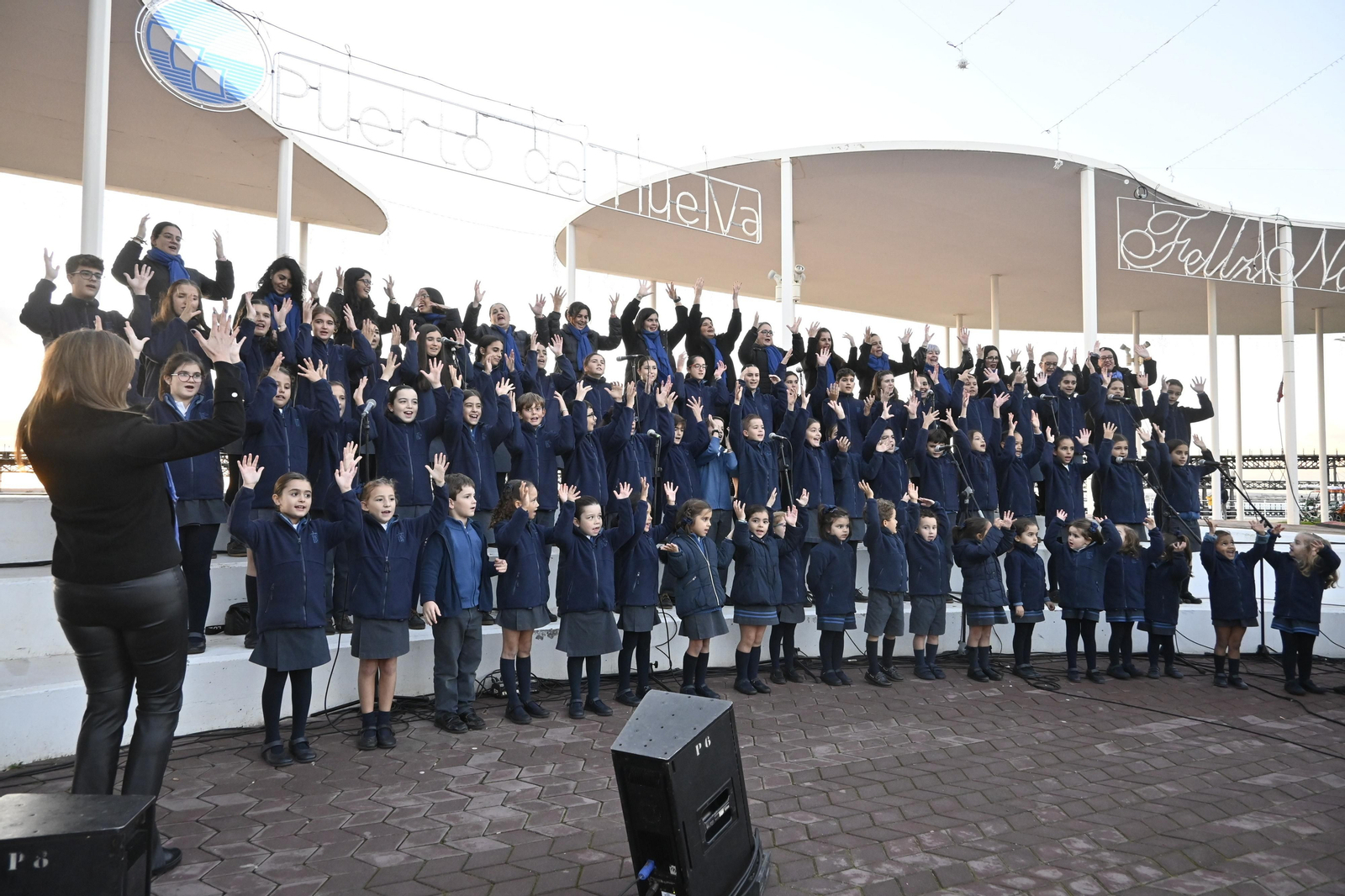 Alumbrado del Puerto de Huelva, en imágenes