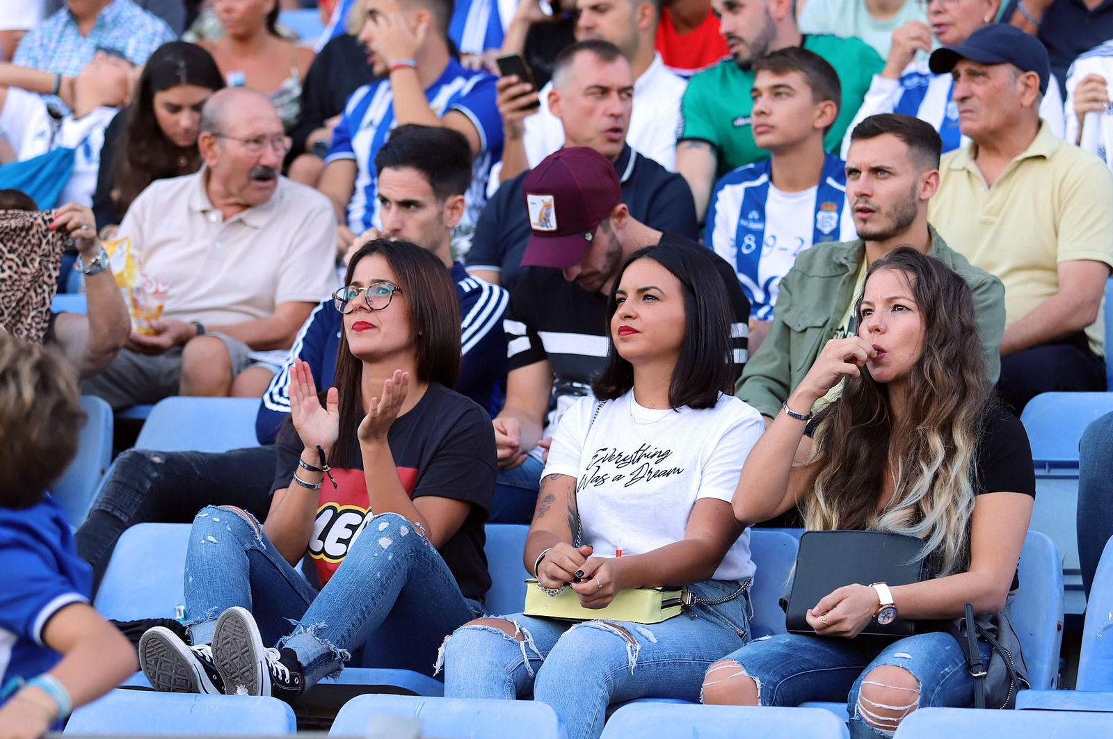 Imágenes del mejor ambiente en el Estadio Nuevo Colombino