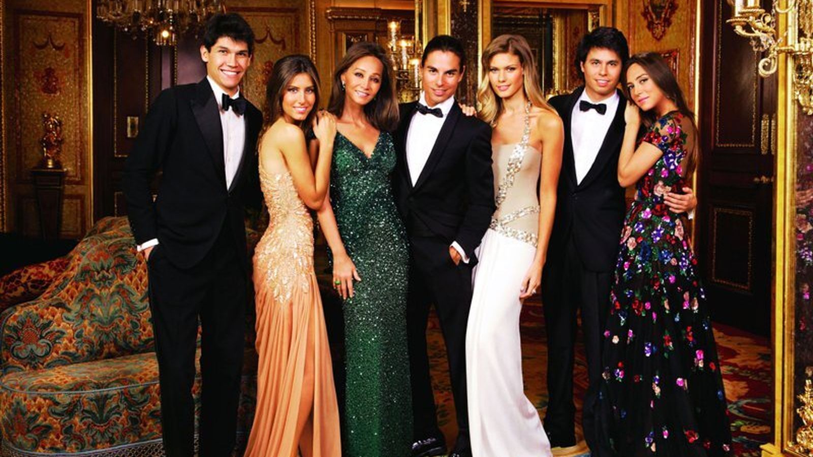 Isabel con sus hijos Julio José, Tamara y Ana, y su sobrino favorito, Álvaro (segundo por la dcha.)