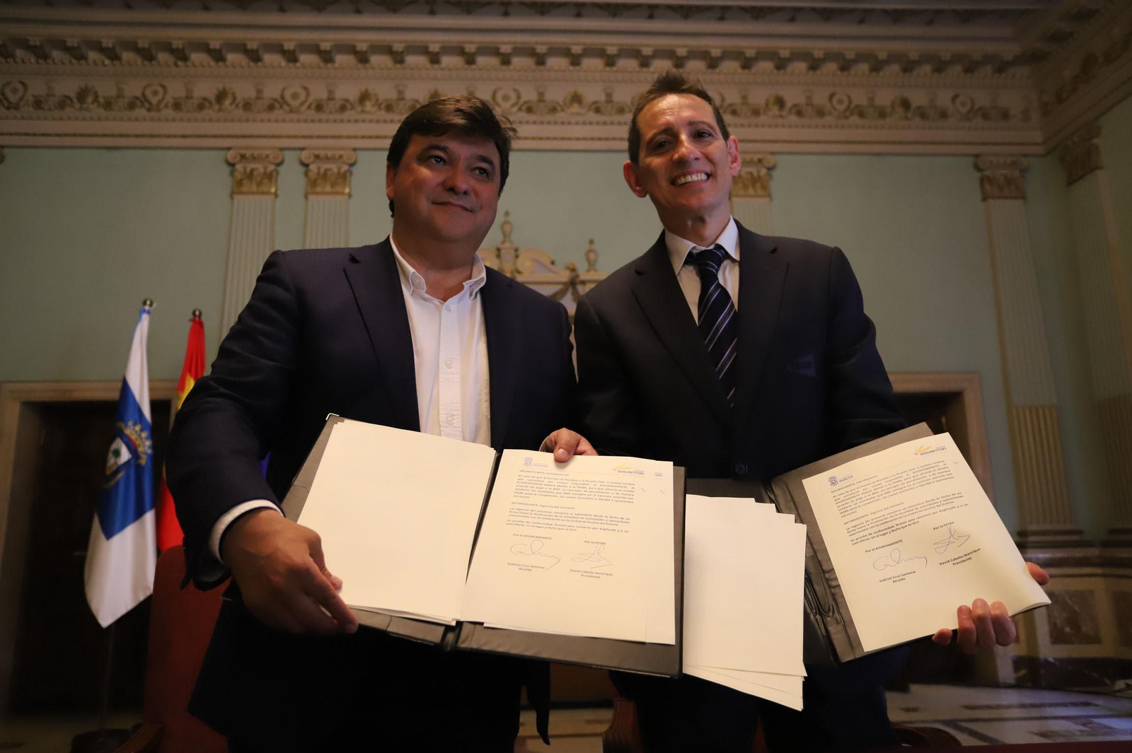 Imágenes de la firma del convenio del mundial de bádminton en el Ayuntamiento con Carolina Marín