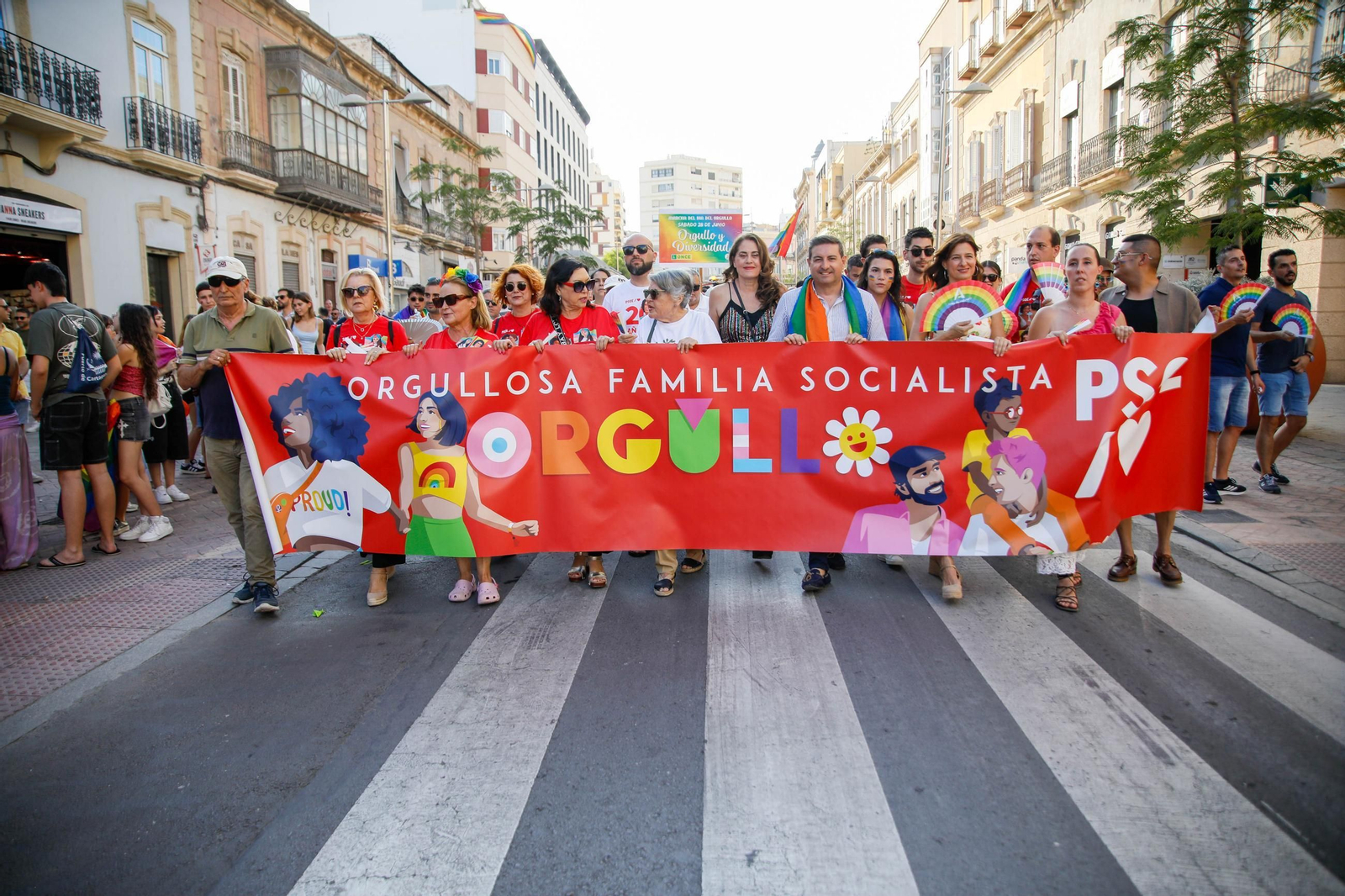 Las imágenes del Orgullo LGTBI en Almería