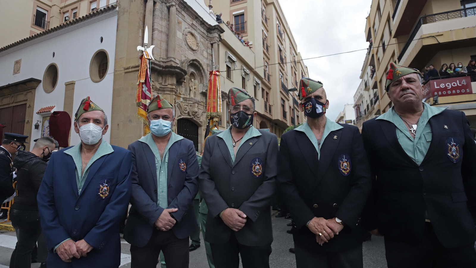 Fotos del Lunes Santo en Algeciras: La Columna y la Legión