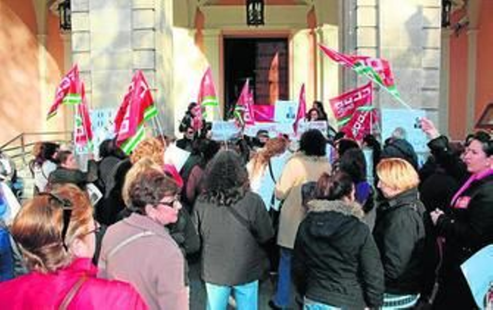 La última protesta de las trabajadoras en la Plaza Nueva.
