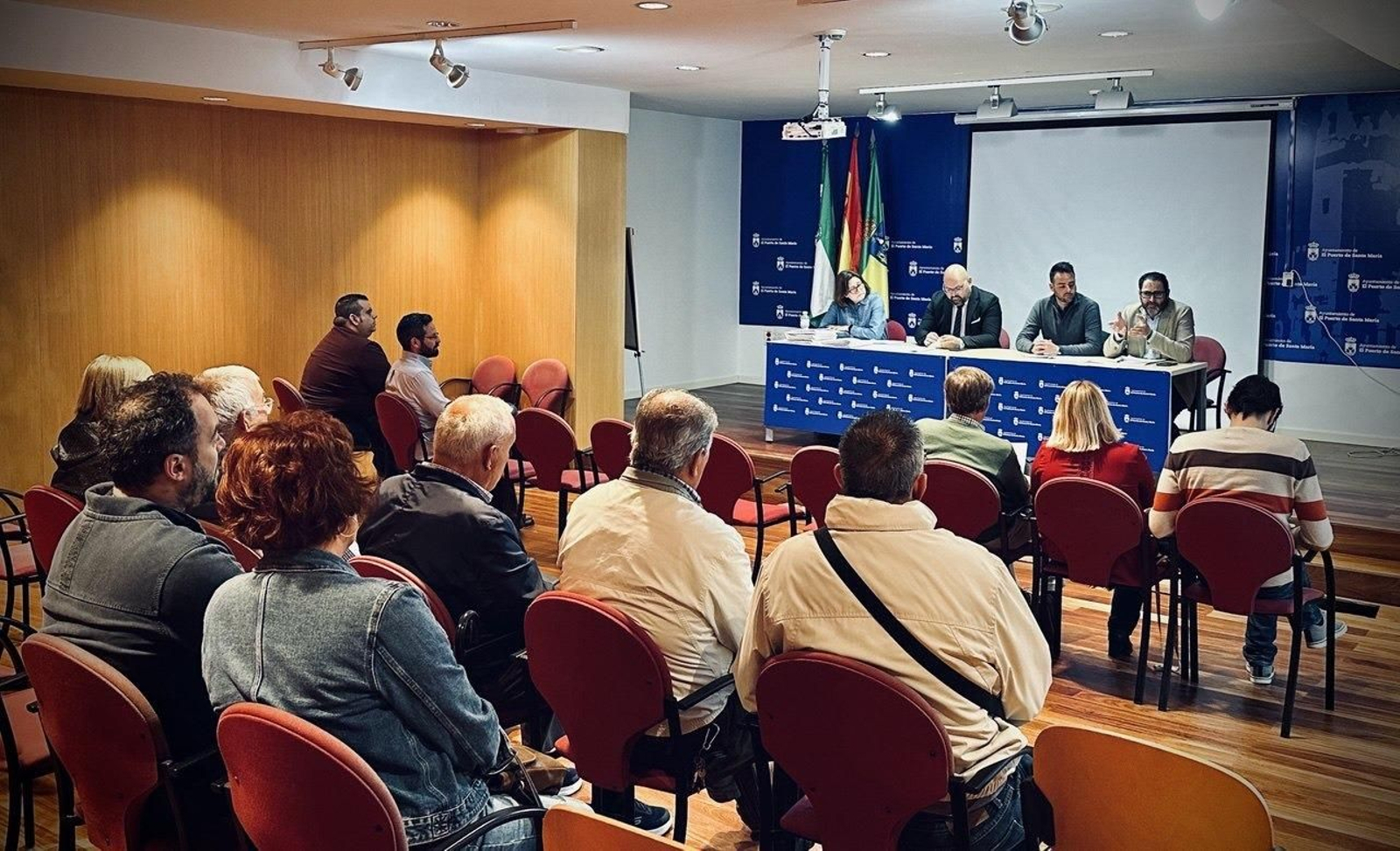Una imagen de la reunión celebrada en el Ayuntamiento.