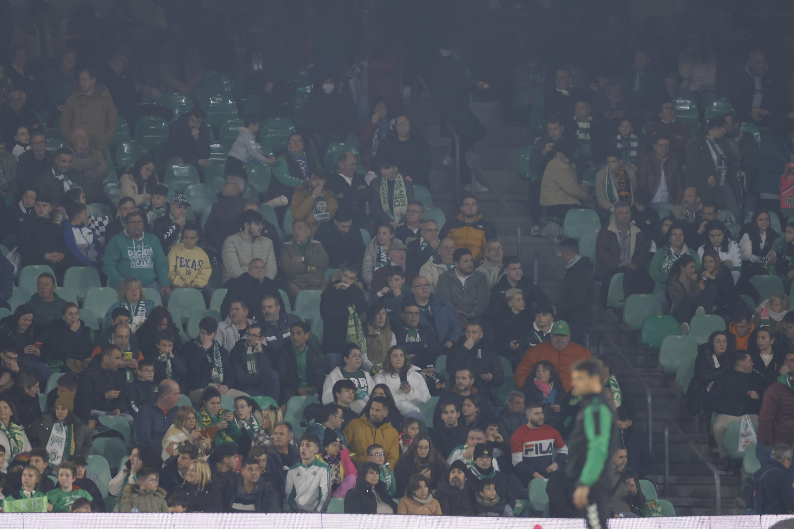 Búscate en las fotos del Betis-Celta