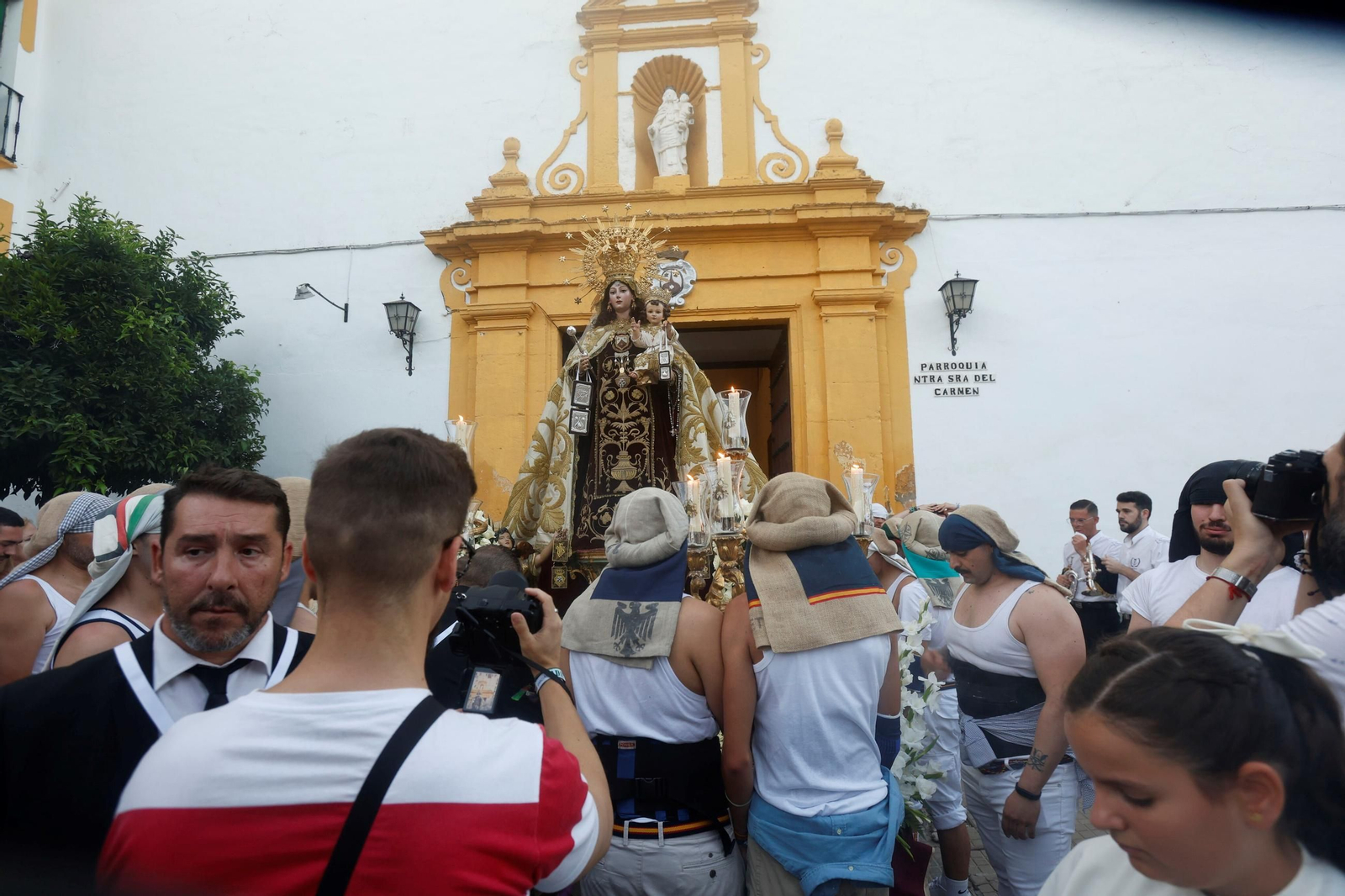 La procesión de la Virgen del Carmen de Puerta Nueva, en imágenes